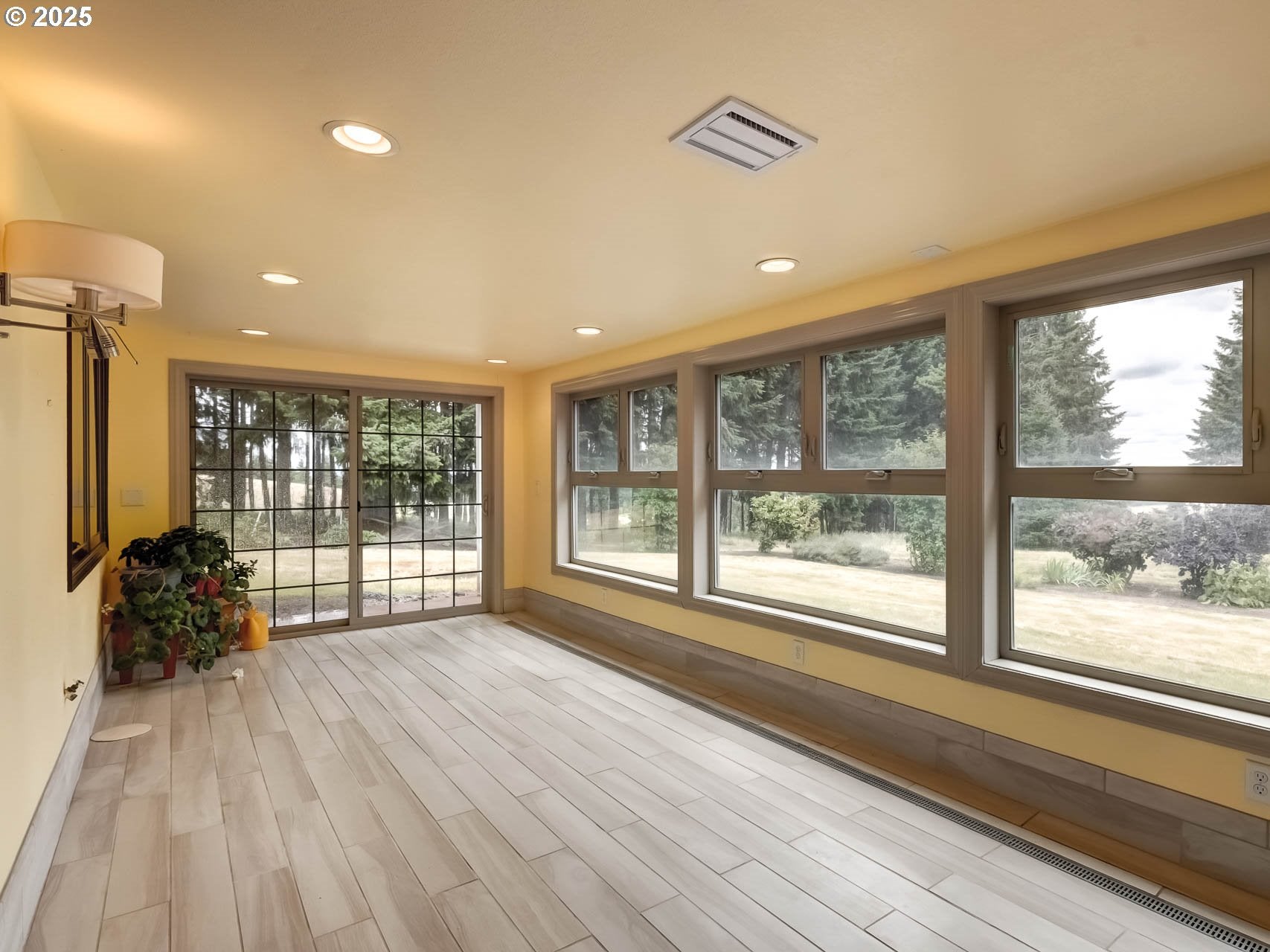 Cornelius, Oregon, 97113, United States, 3 Bedrooms Bedrooms, ,3 BathroomsBathrooms,Residential,Active,1877848