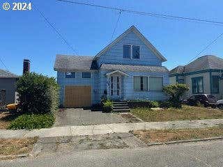 564 S 6TH ST, COOS BAY, OR 97420 - Image 1