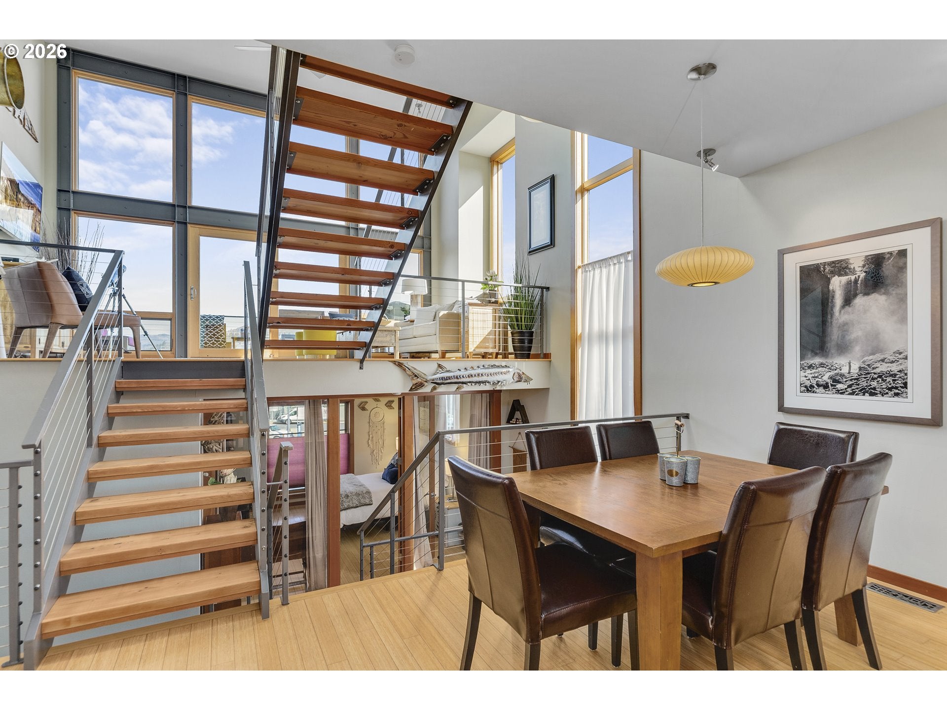 Hood River, Oregon, 97031, United States, 3 Bedrooms Bedrooms, ,3 BathroomsBathrooms,Residential,Active,2008720