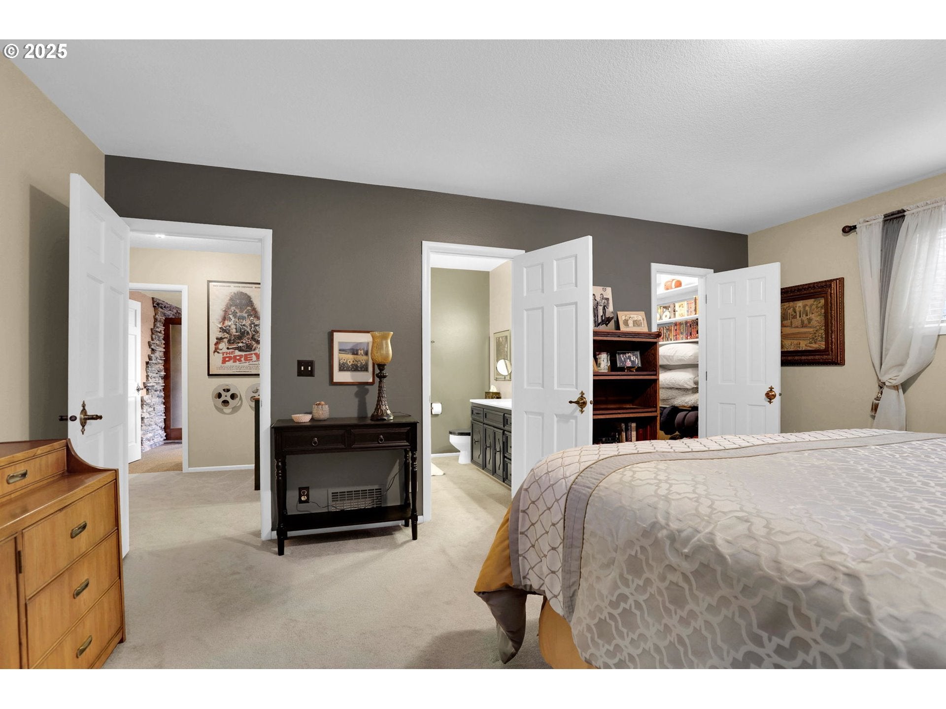 Eugene, Oregon, 97405, United States, 5 Bedrooms Bedrooms, ,4 BathroomsBathrooms,Residential,Active,1964513