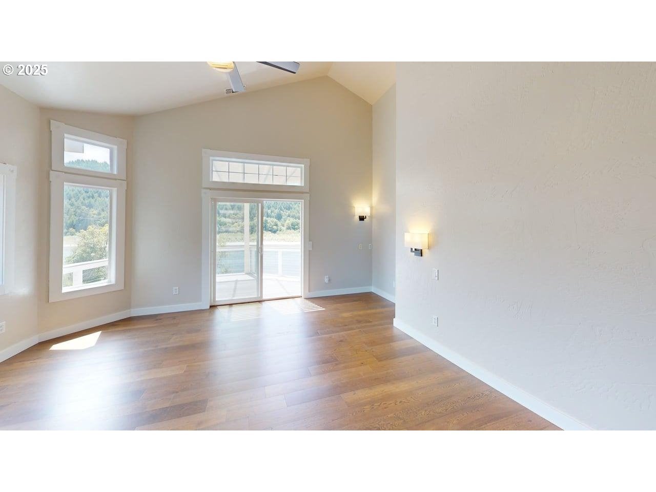 Gold Beach, Oregon, 97444, United States, 4 Bedrooms Bedrooms, ,3 BathroomsBathrooms,Residential,Active,1904726