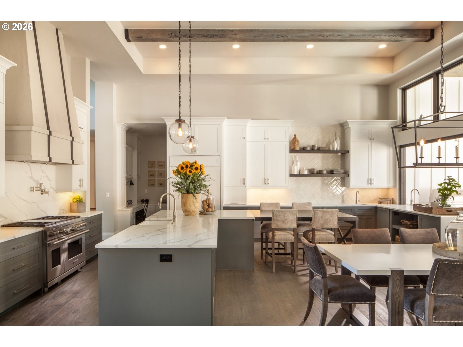 Happy Valley, Oregon, 97086, United States, 5 Bedrooms Bedrooms, ,5 BathroomsBathrooms,Residential,Active,2011888