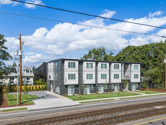 10985 E BURNSIDE ST # 23, PORTLAND, OR 97216 - Image 1