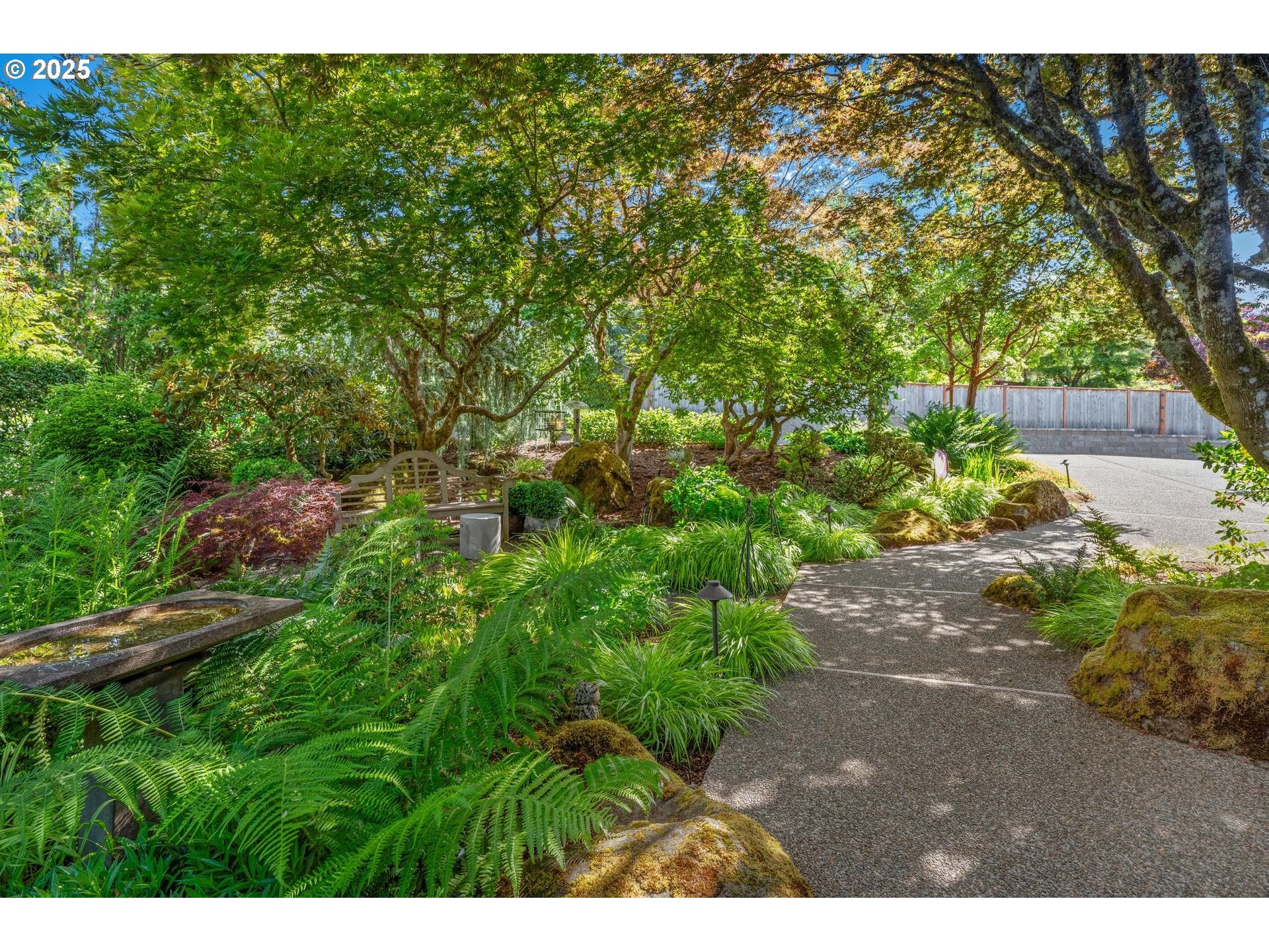 Portland, Oregon, 97225, United States, 4 Bedrooms Bedrooms, ,5 BathroomsBathrooms,Residential,Active,1936425