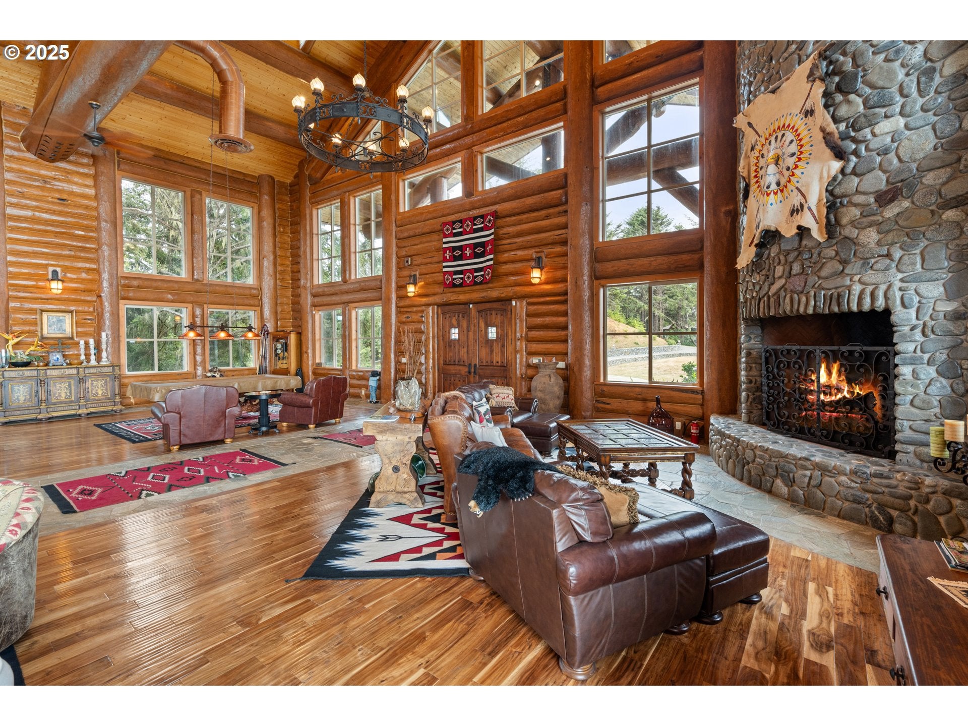 Gold Beach, Oregon, 97444, United States, 4 Bedrooms Bedrooms, ,5 BathroomsBathrooms,Residential,Active,2012238