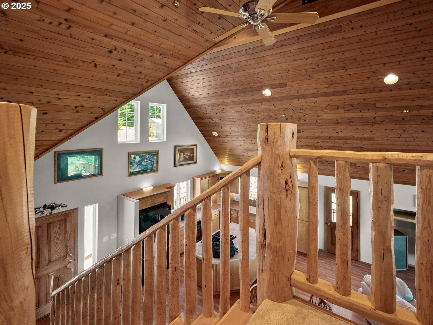 Gaston, Oregon, 97119, United States, 2 Bedrooms Bedrooms, ,3 BathroomsBathrooms,Residential,Active,1860287