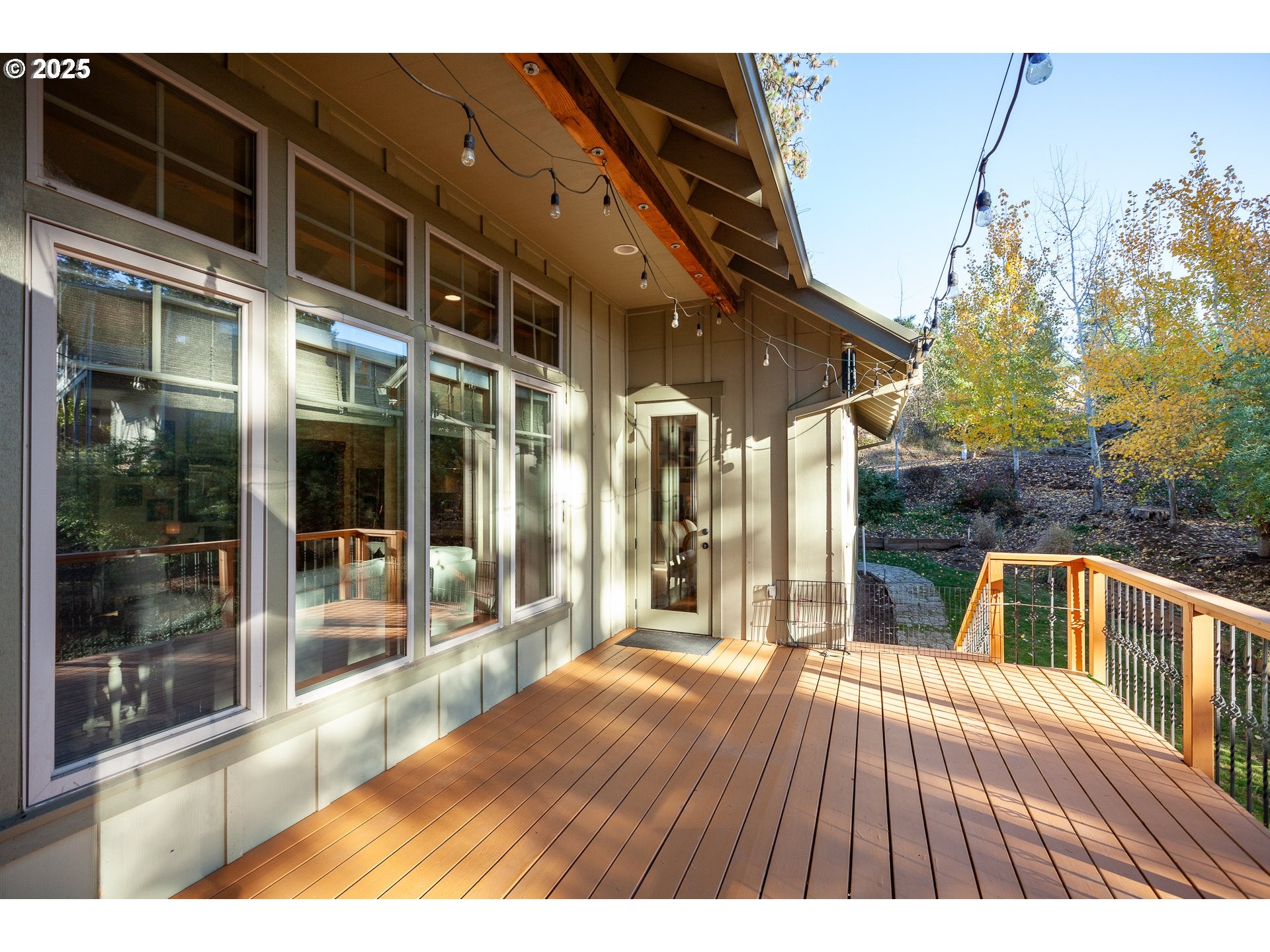 White Salmon, Washington, 98672, United States, 3 Bedrooms Bedrooms, ,3 BathroomsBathrooms,Residential,Active,2006771