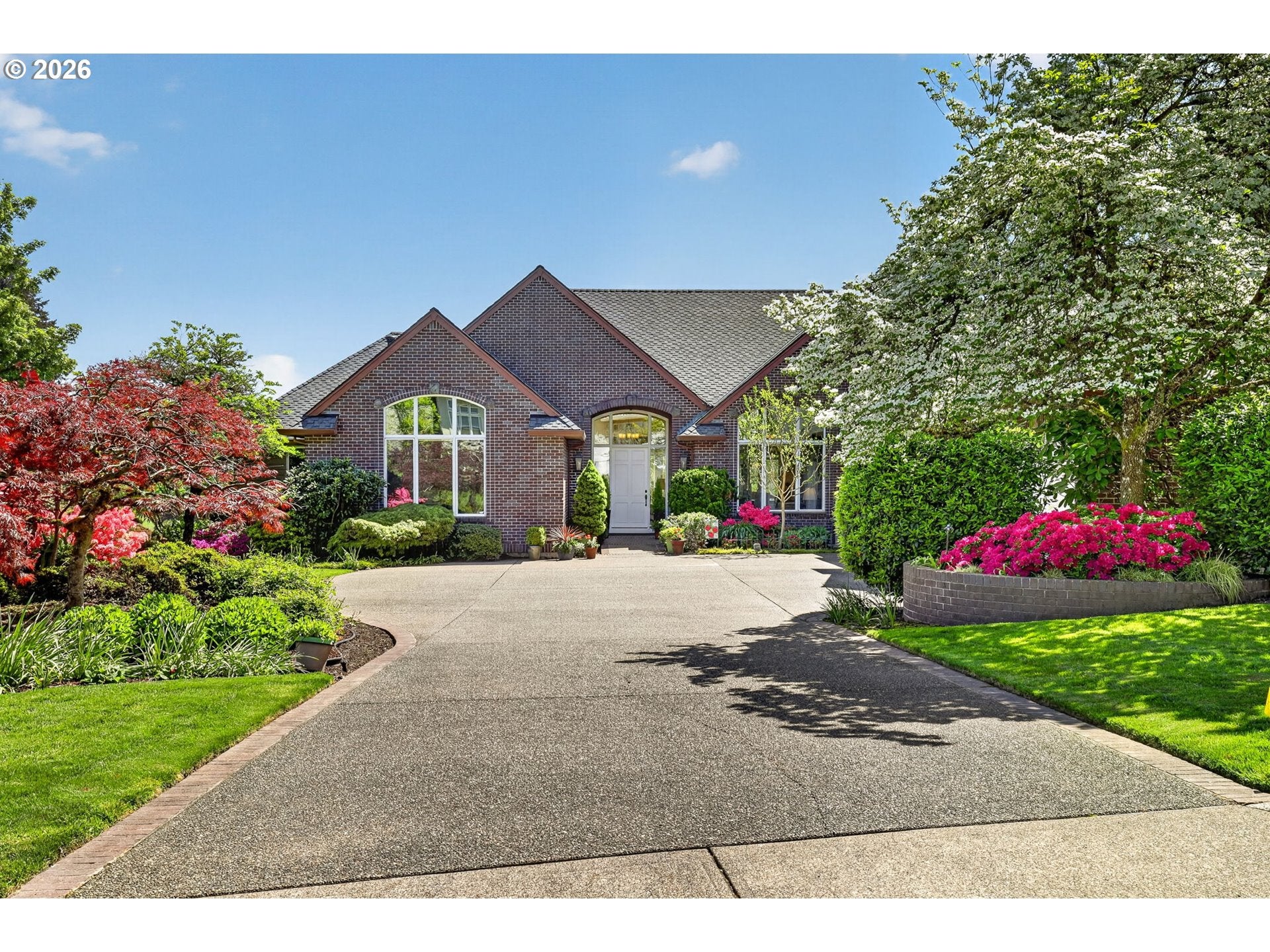 Gresham, Oregon, 97080, United States, 4 Bedrooms Bedrooms, ,6 BathroomsBathrooms,Residential,Active,2043133