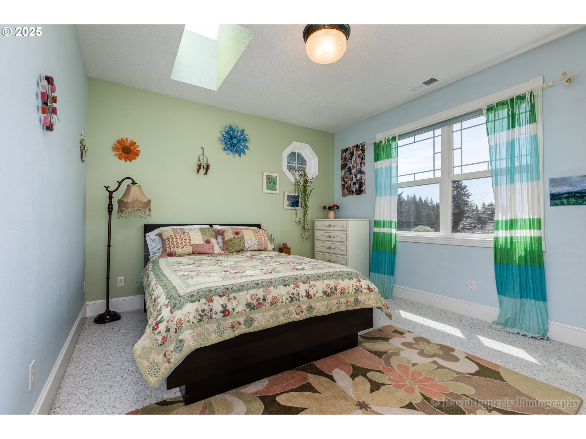 St. Helens, Oregon, 97051, United States, 5 Bedrooms Bedrooms, ,5 BathroomsBathrooms,Residential,Active,1972199