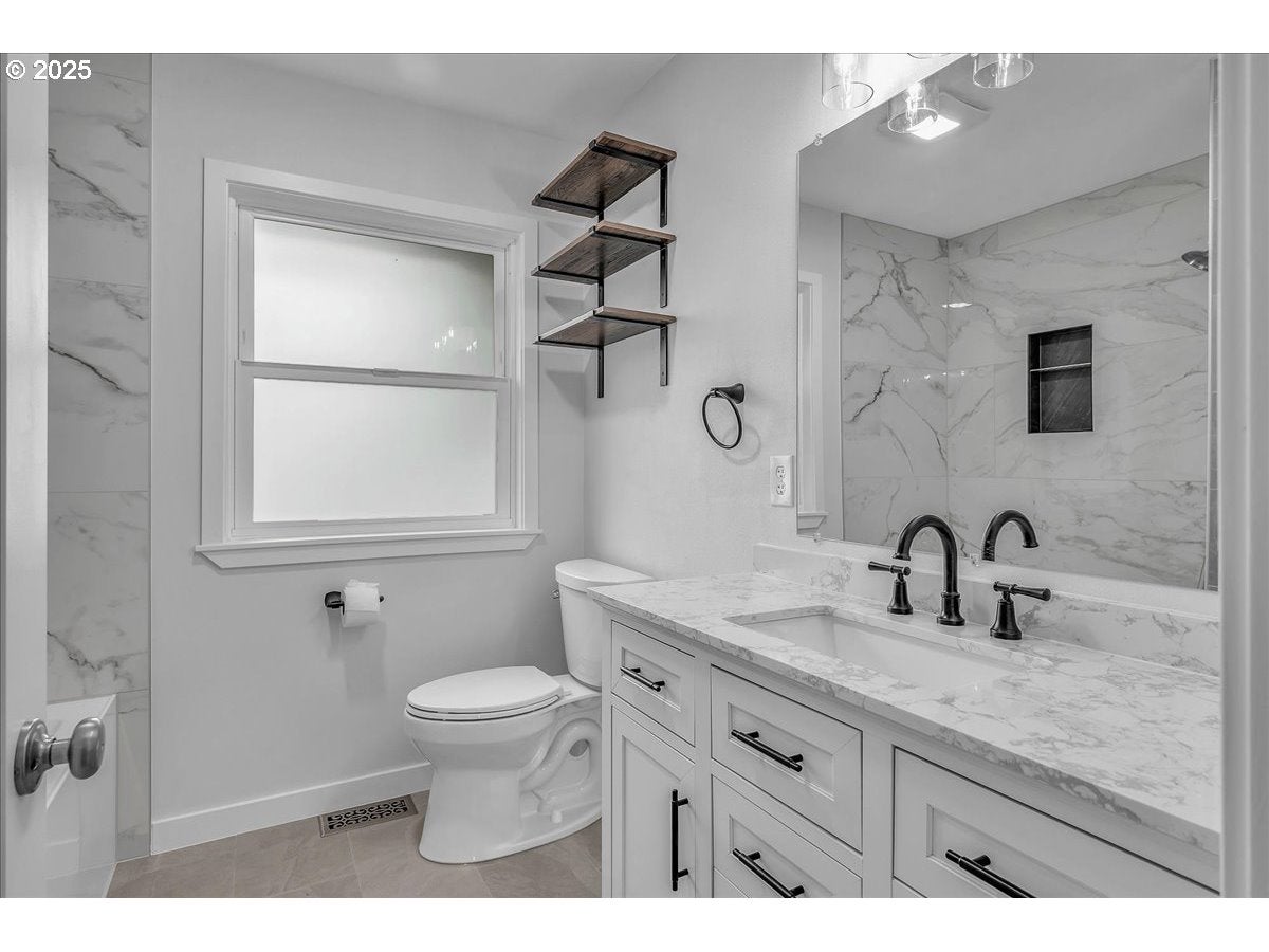 Beaverton, Oregon, 97007, United States, 3 Bedrooms Bedrooms, ,3 BathroomsBathrooms,Residential,Active,2006949