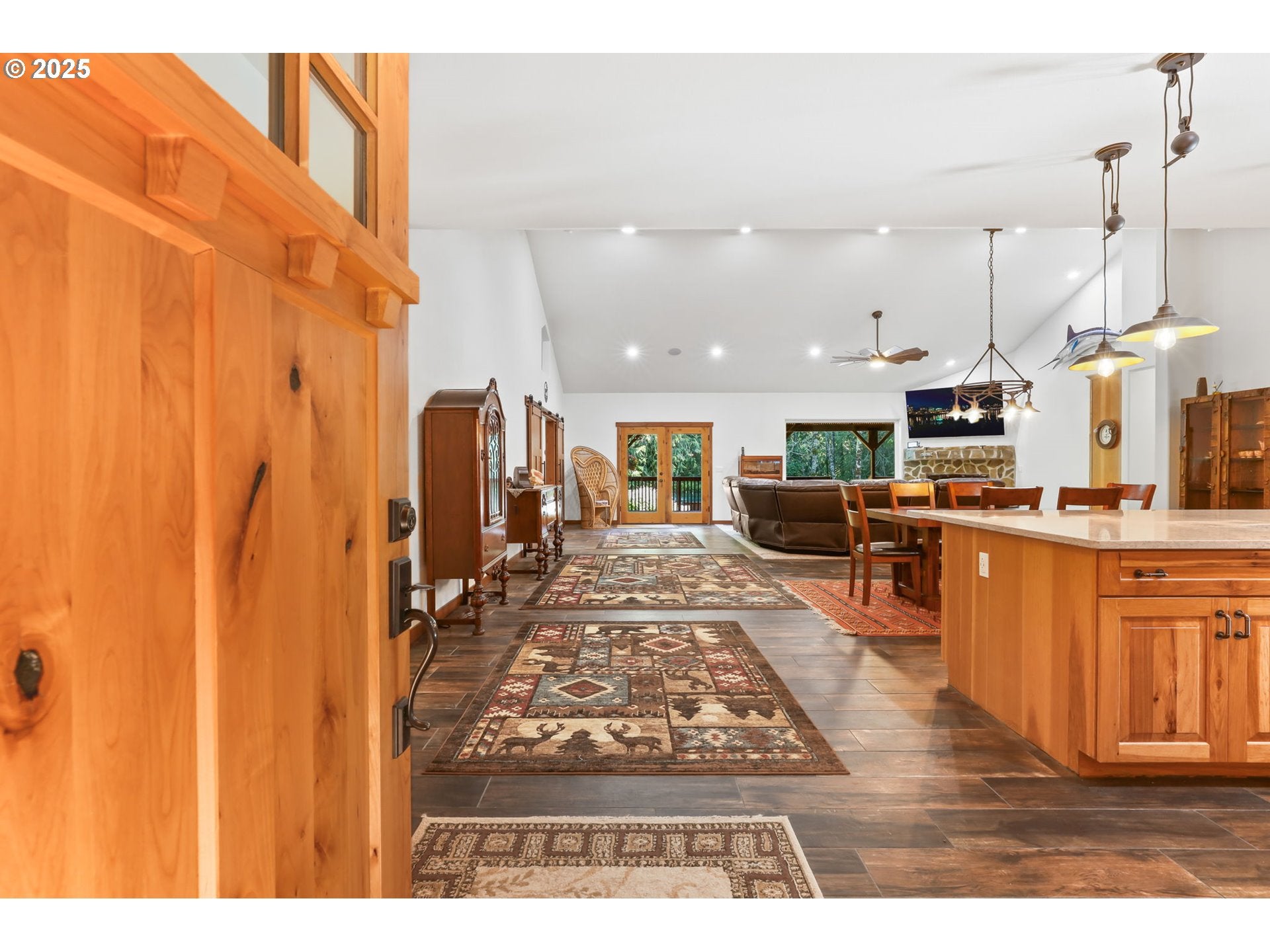 Estacada, Oregon, 97023, United States, 3 Bedrooms Bedrooms, ,3 BathroomsBathrooms,Residential,Active,1893218