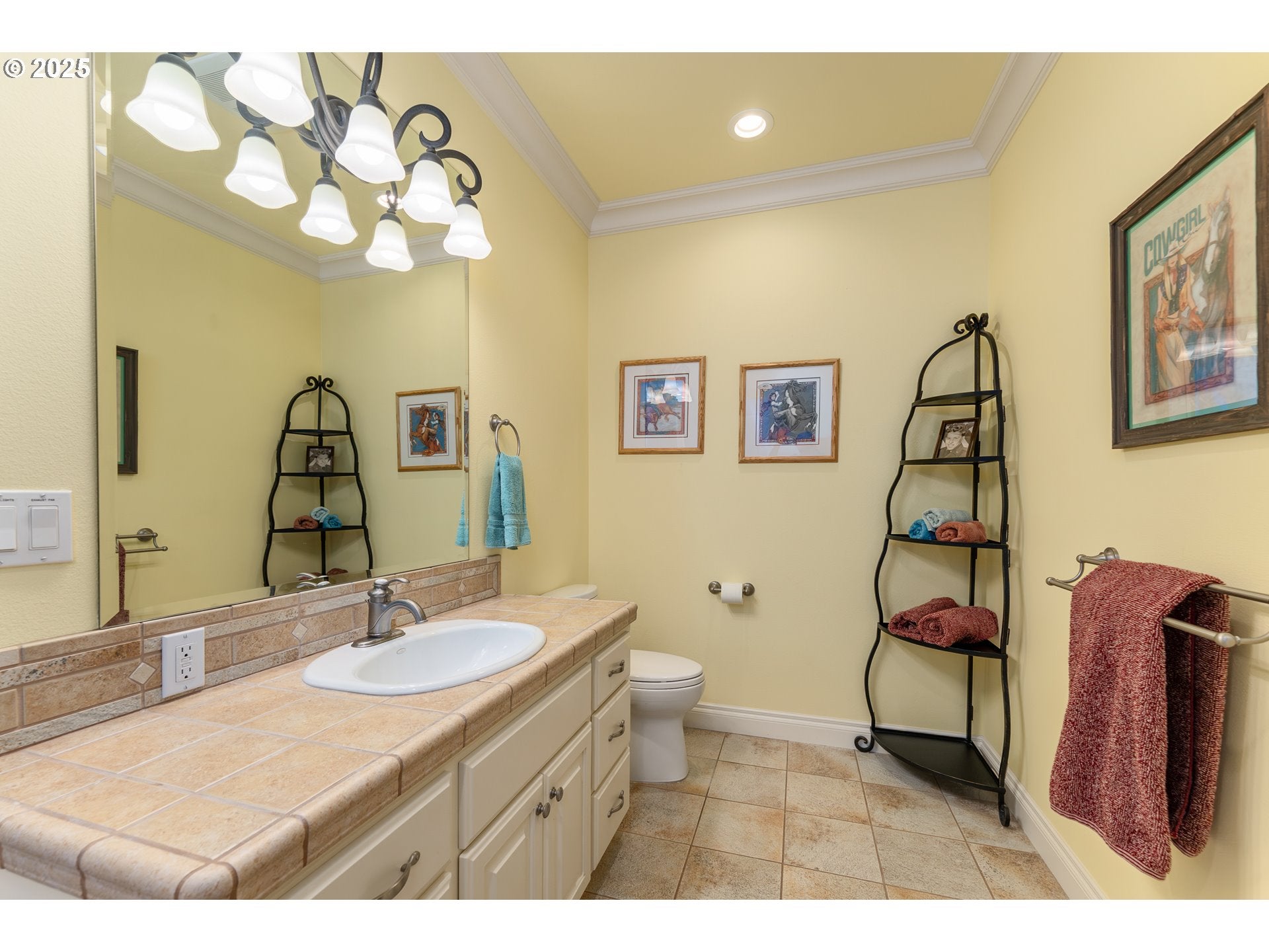Roseburg, Oregon, 97471, United States, ,3 BathroomsBathrooms,Residential,Active,1828697