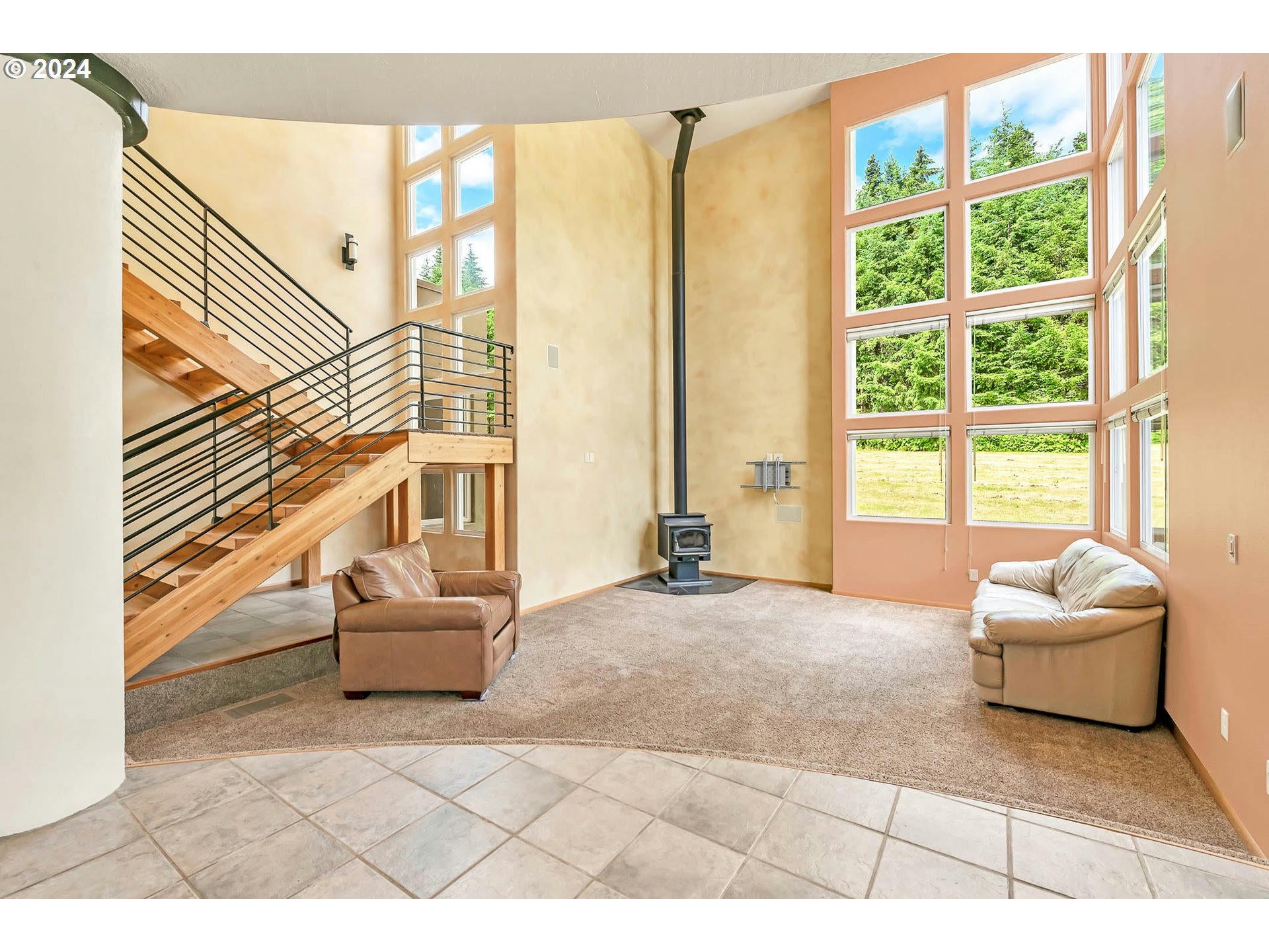 Pleasant Hill, Oregon, 97455, United States, ,3 BathroomsBathrooms,Residential,Active,1704809