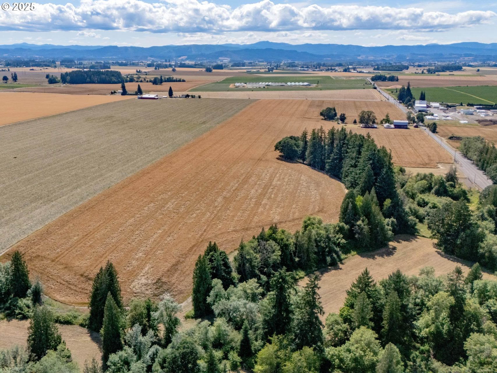 Hillsboro, Oregon, 97124, United States, 2 Bedrooms Bedrooms, ,1 BathroomBathrooms,Residential,Active,1899210