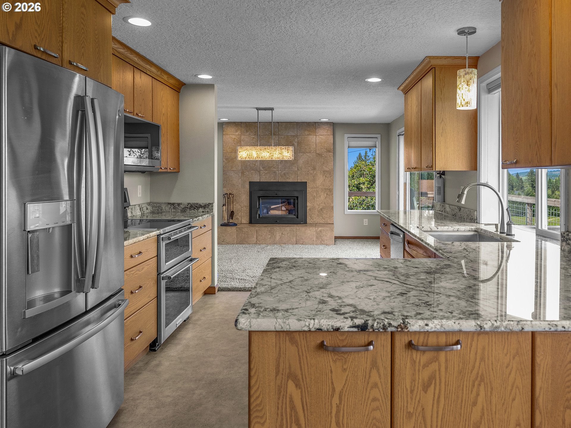 Hillsboro, Oregon, 97123, United States, 5 Bedrooms Bedrooms, ,3 BathroomsBathrooms,Residential,Active,2044567
