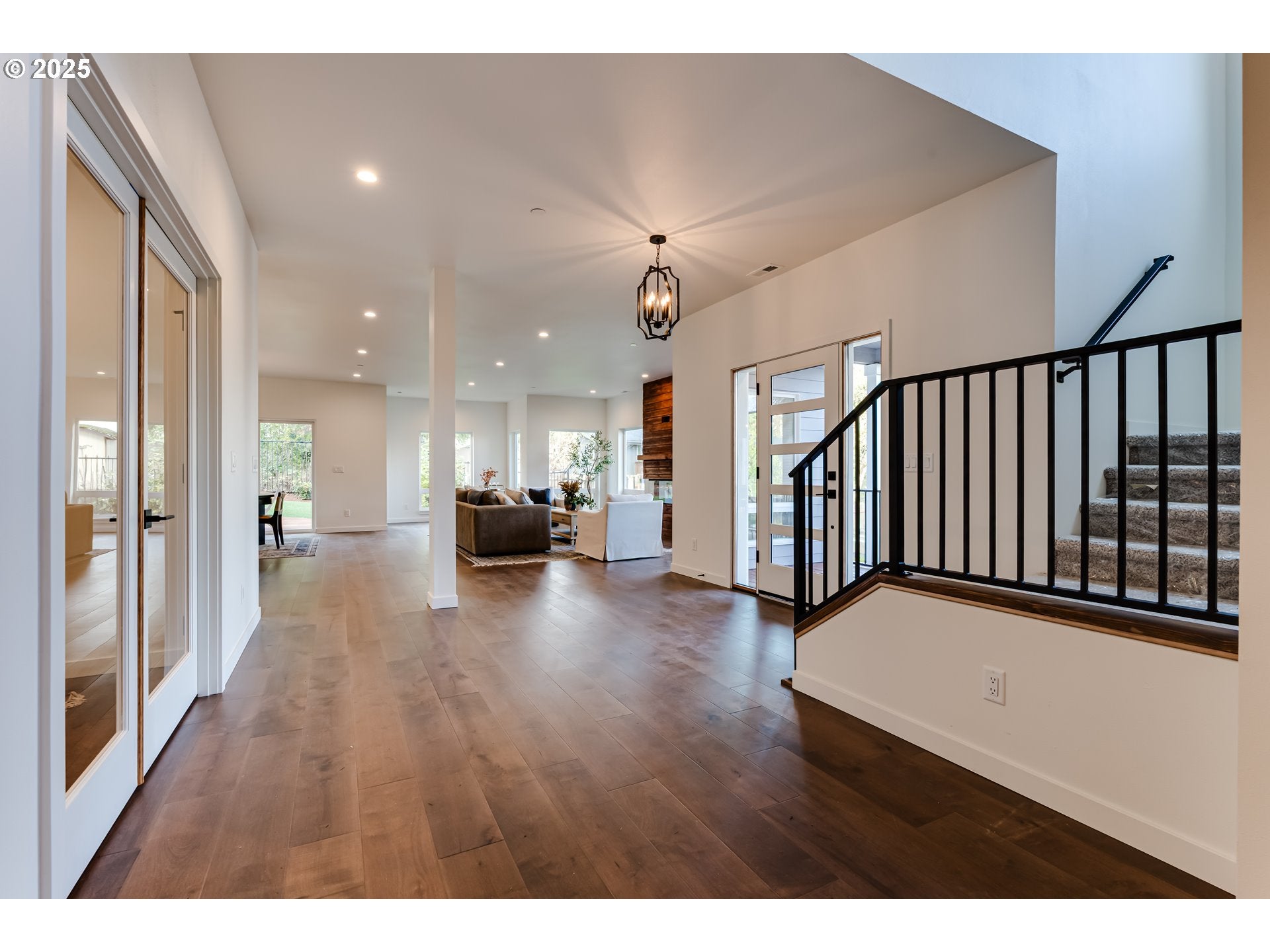 Eugene, Oregon, 97405, United States, 4 Bedrooms Bedrooms, ,3 BathroomsBathrooms,Residential,Active,2000223