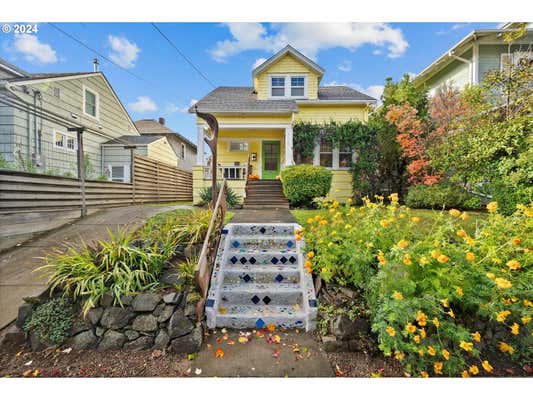 2123 SE 37TH AVE, PORTLAND, OR 97214 - Image 1