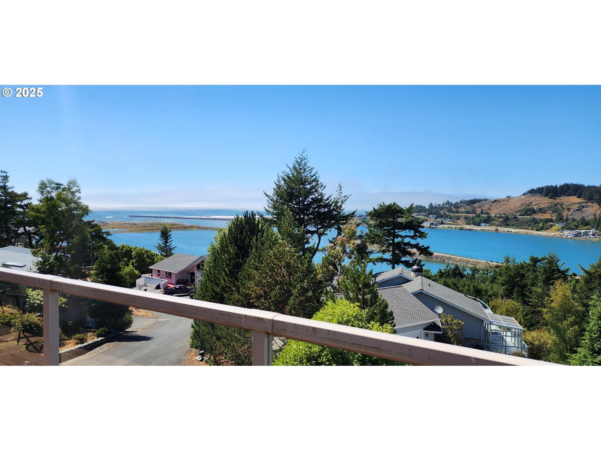 Gold Beach, Oregon, 97444, United States, 4 Bedrooms Bedrooms, ,3 BathroomsBathrooms,Residential,Active,1913016