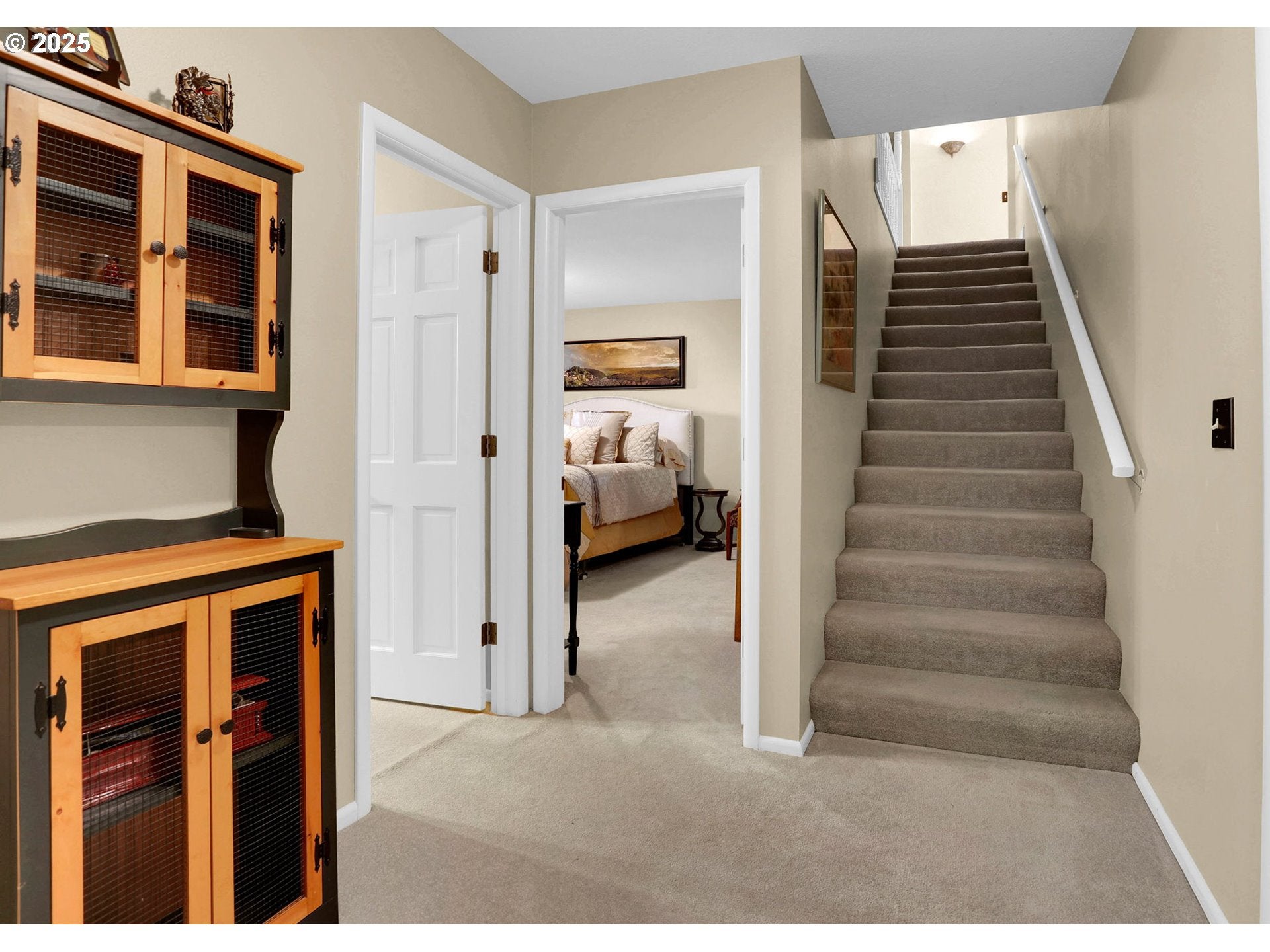 Eugene, Oregon, 97405, United States, 5 Bedrooms Bedrooms, ,4 BathroomsBathrooms,Residential,Active,1964513