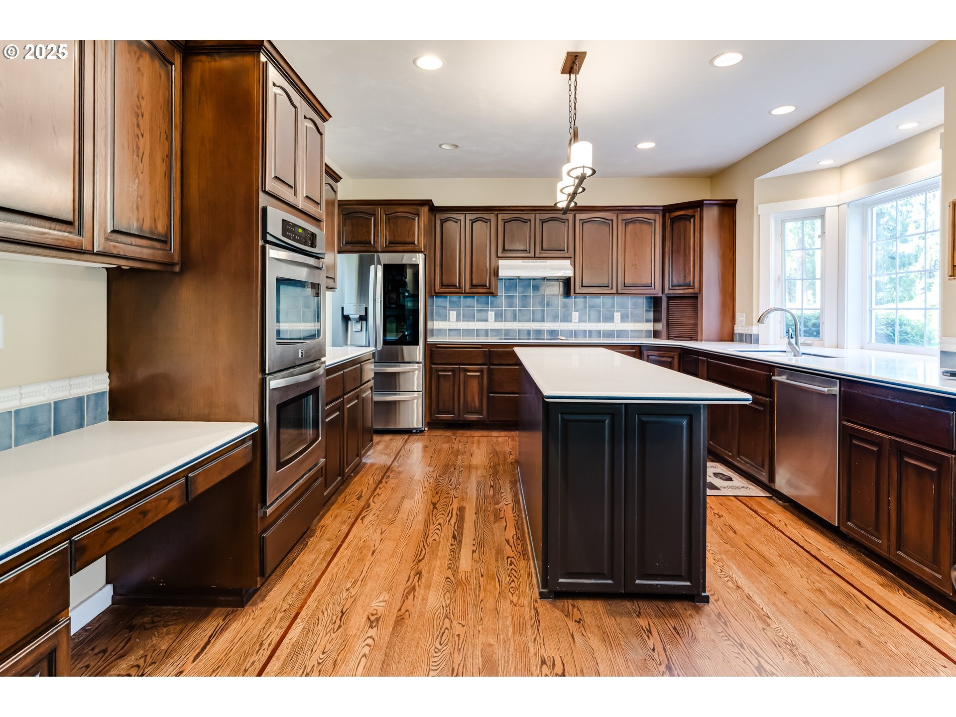 Springfield, Oregon, 97478, United States, 4 Bedrooms Bedrooms, ,3 BathroomsBathrooms,Residential,Active,1904190