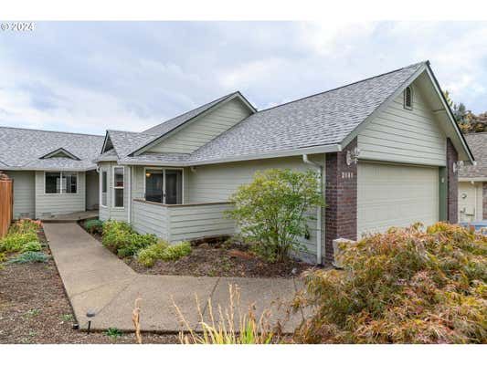 2040 NW WILLAMETTE DR, MCMINNVILLE, OR 97128 - Image 1