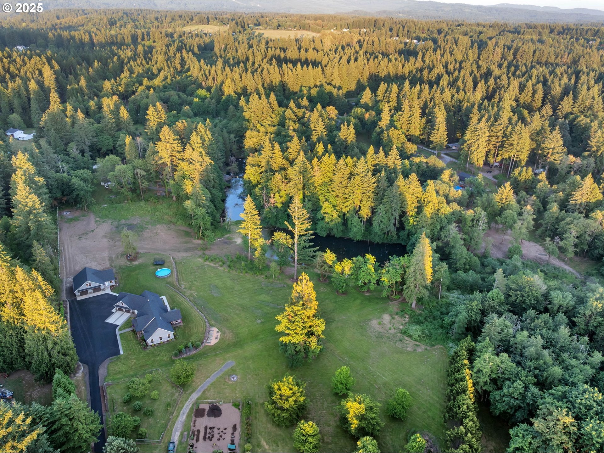 Battle Ground, Washington, 98604, United States, 4 Bedrooms Bedrooms, ,3 BathroomsBathrooms,Residential,Active,1852668