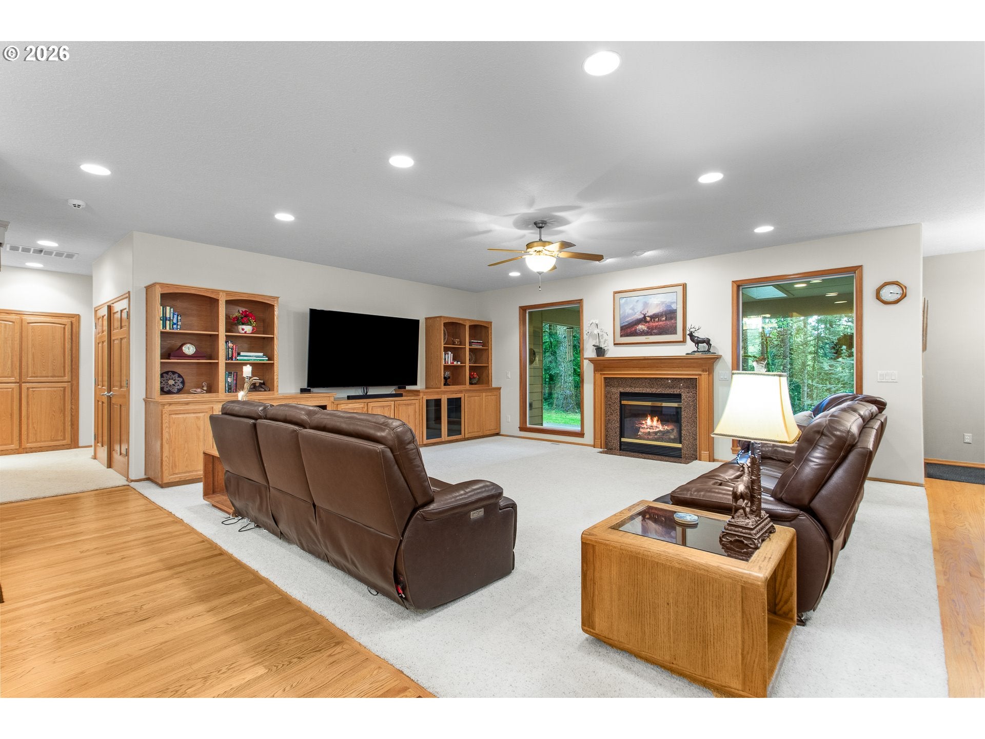 Corbett, Oregon, 97019, United States, 3 Bedrooms Bedrooms, ,3 BathroomsBathrooms,Residential,Active,2043115