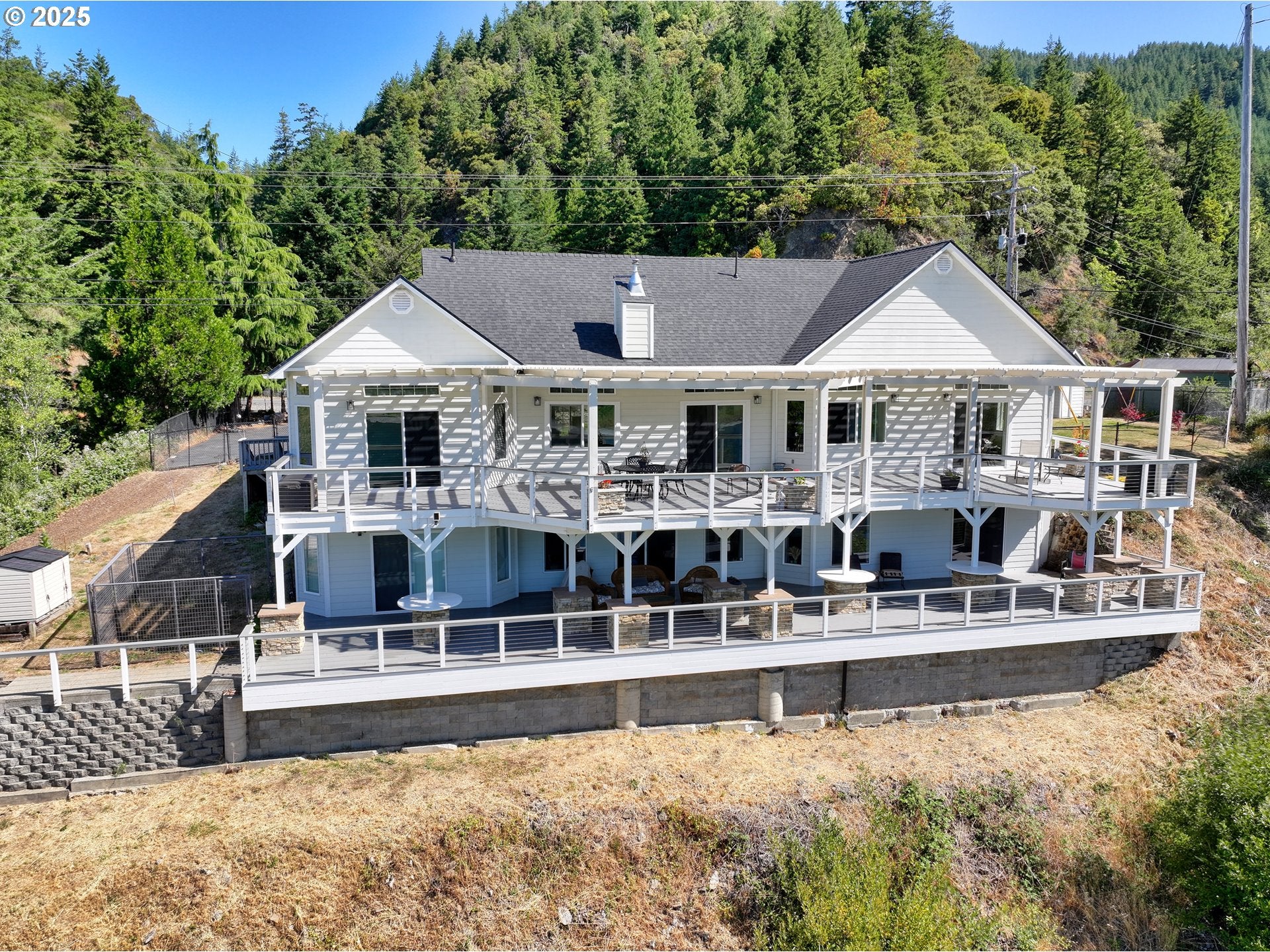 Gold Beach, Oregon, 97444, United States, 4 Bedrooms Bedrooms, ,3 BathroomsBathrooms,Residential,Active,1904726
