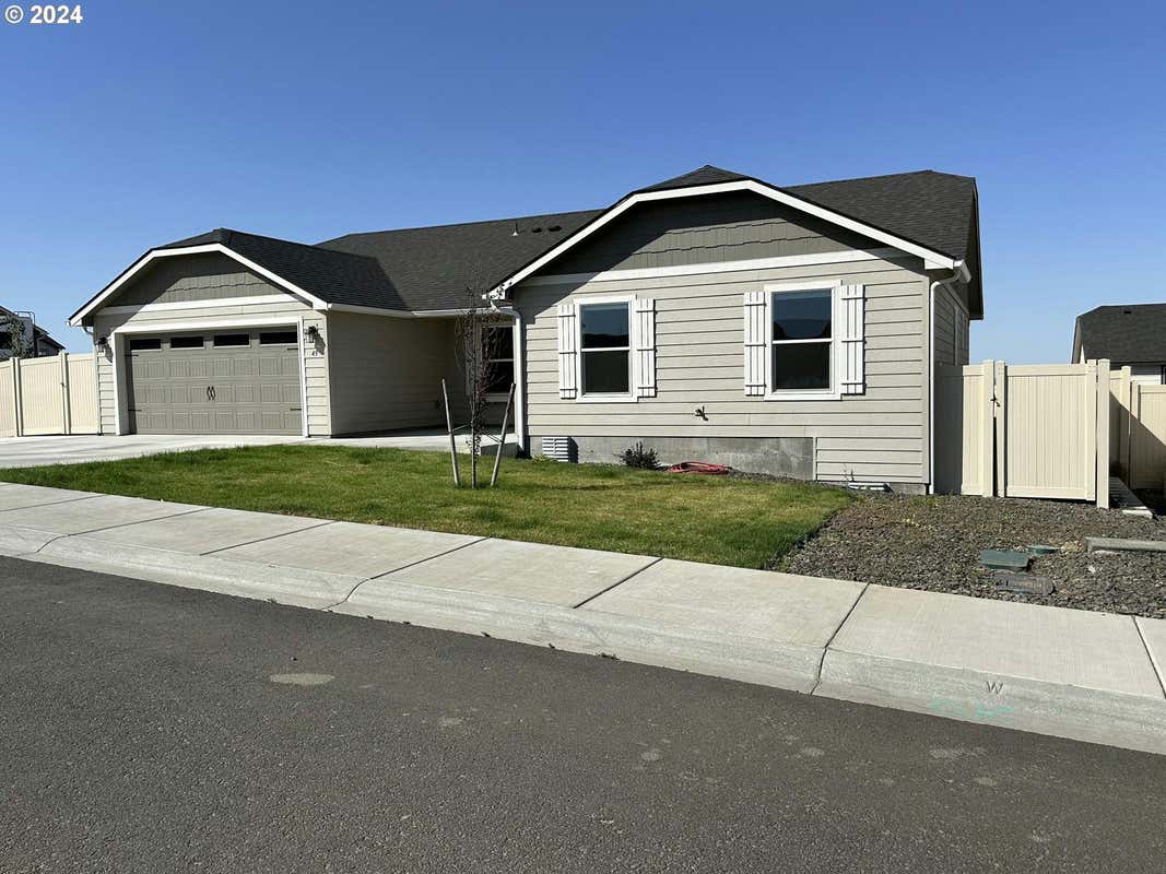 49 LEWIS CIR, MILTON-FREEWATER, OR 97862, photo 1 of 23