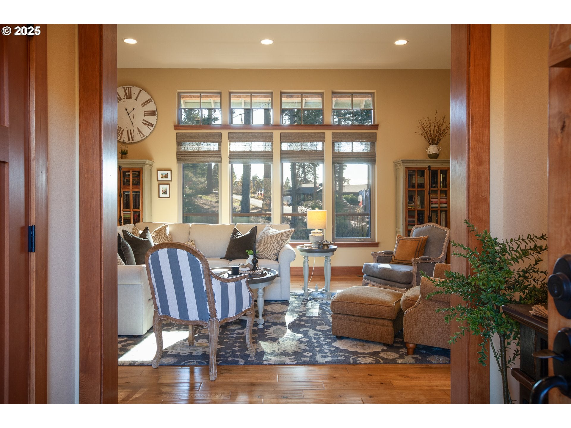 White Salmon, Washington, 98672, United States, 3 Bedrooms Bedrooms, ,3 BathroomsBathrooms,Residential,Active,2006771