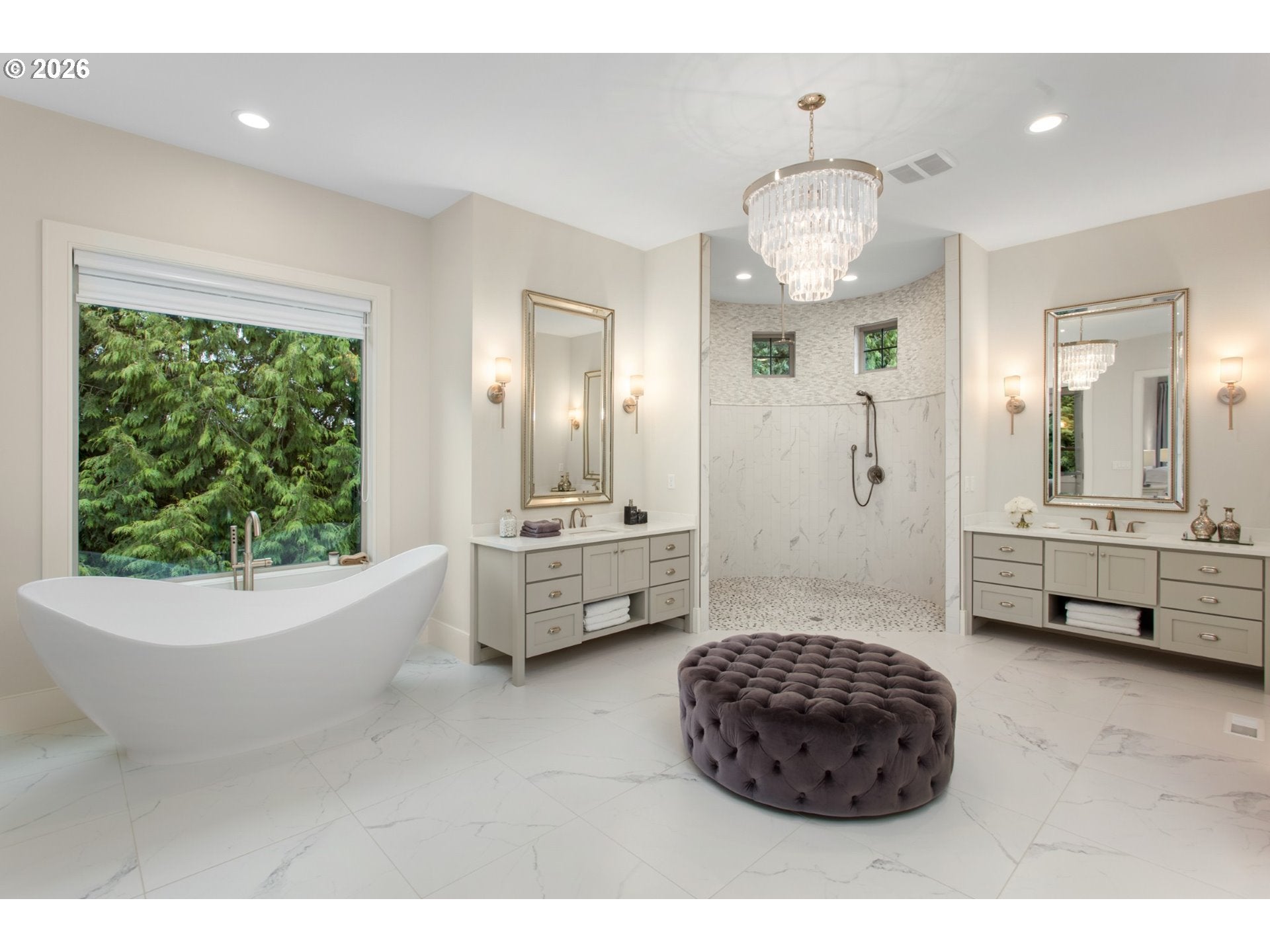 Happy Valley, Oregon, 97086, United States, 5 Bedrooms Bedrooms, ,5 BathroomsBathrooms,Residential,Active,2011888