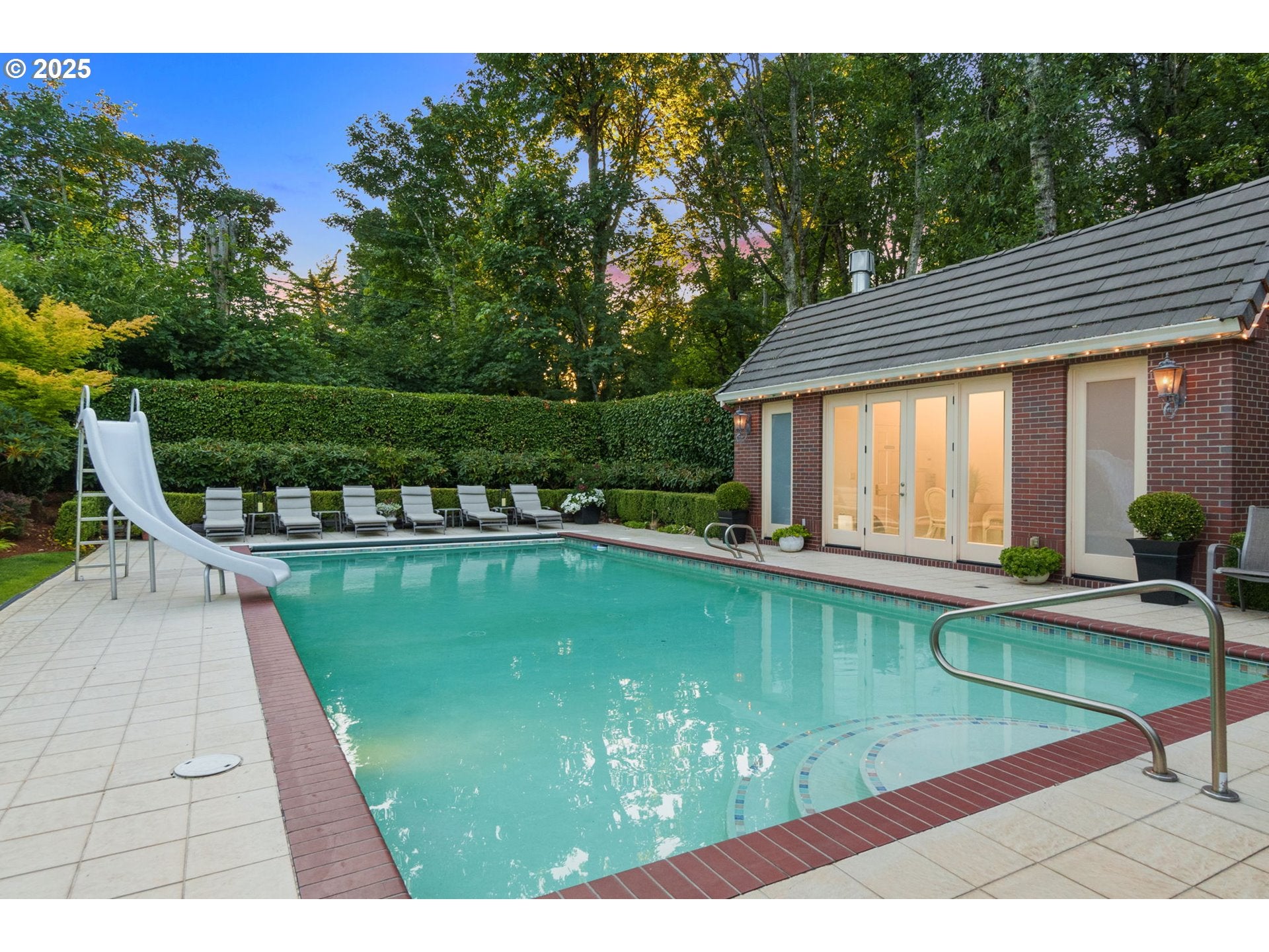 Portland, Oregon, 97229, United States, 5 Bedrooms Bedrooms, ,6 BathroomsBathrooms,Residential,Active,1894169