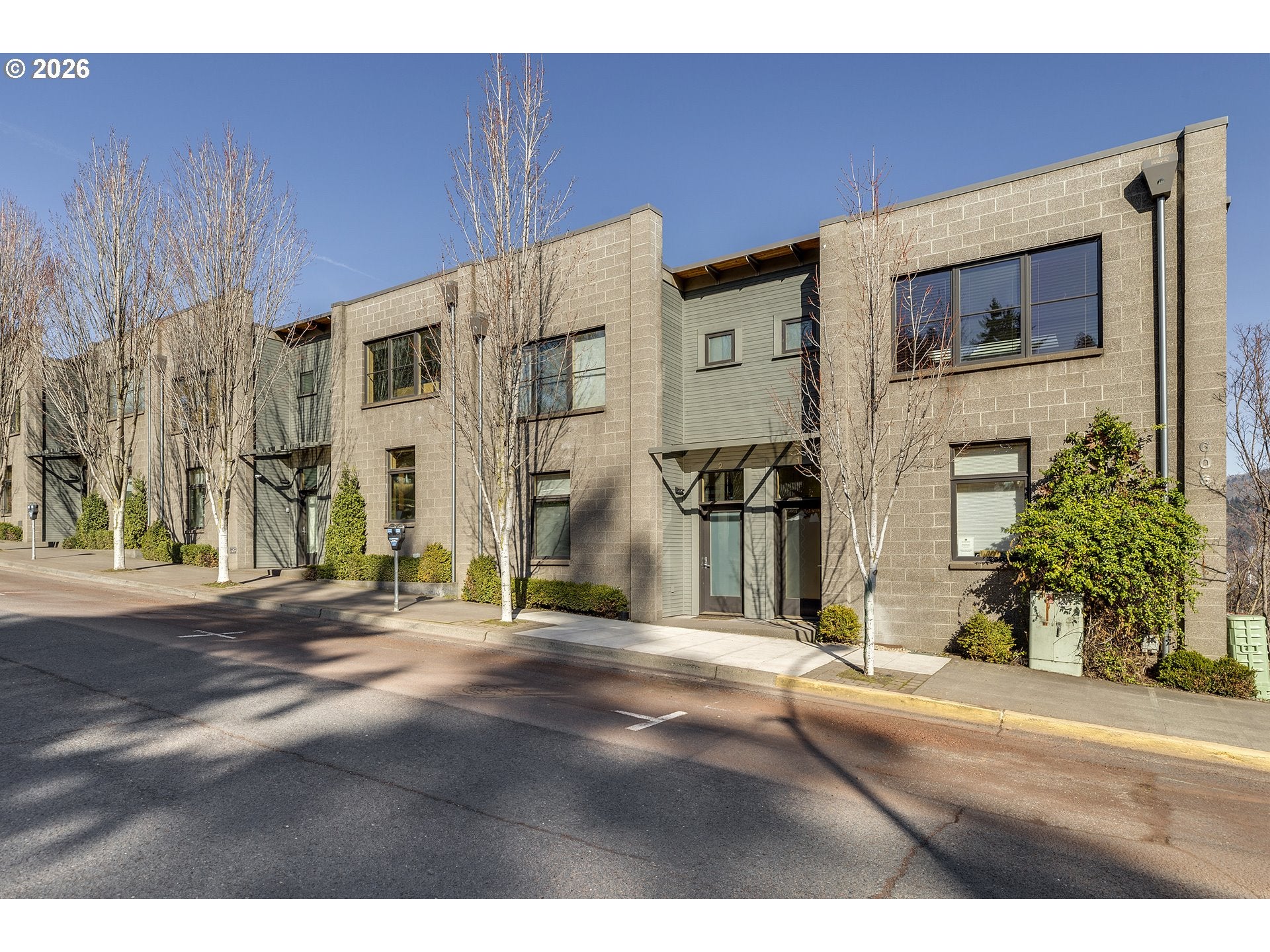 Hood River, Oregon, 97031, United States, 3 Bedrooms Bedrooms, ,3 BathroomsBathrooms,Residential,Active,2008720