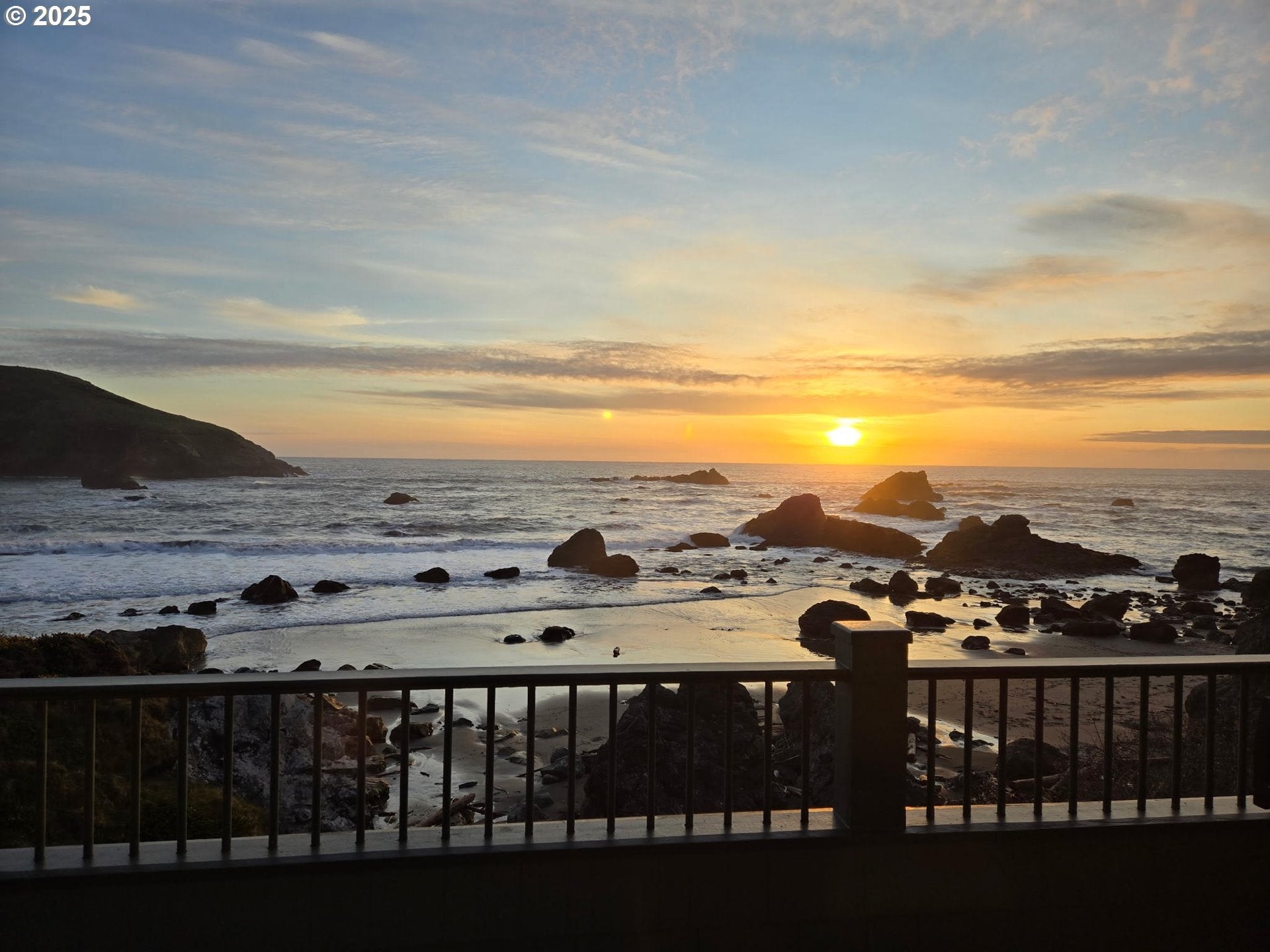 Brookings, Oregon, 97415, United States, 3 Bedrooms Bedrooms, ,4 BathroomsBathrooms,Residential,Active,1773505