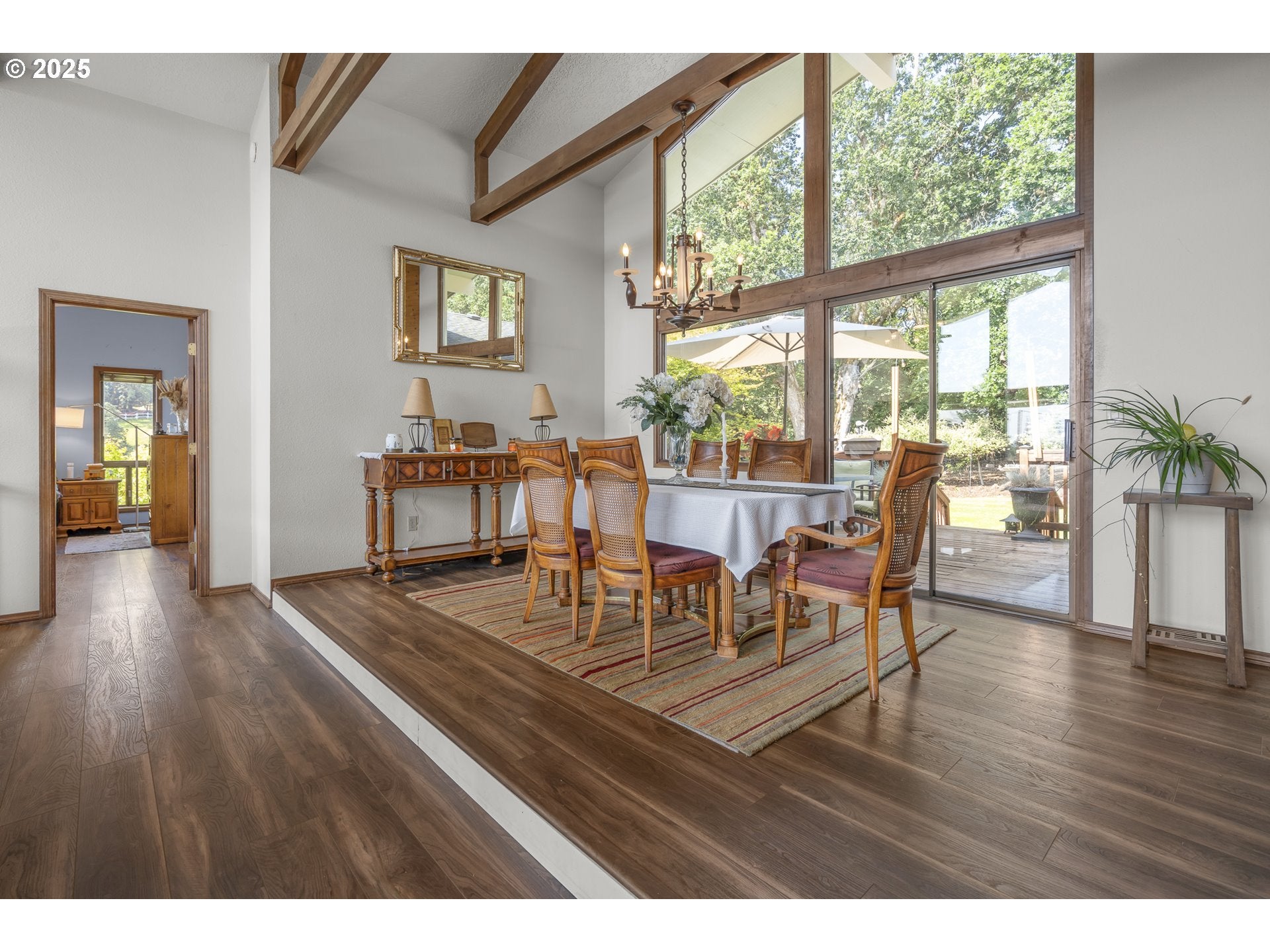 Mcminnville, Oregon, 97128, United States, 4 Bedrooms Bedrooms, ,3 BathroomsBathrooms,Residential,Active,1853796