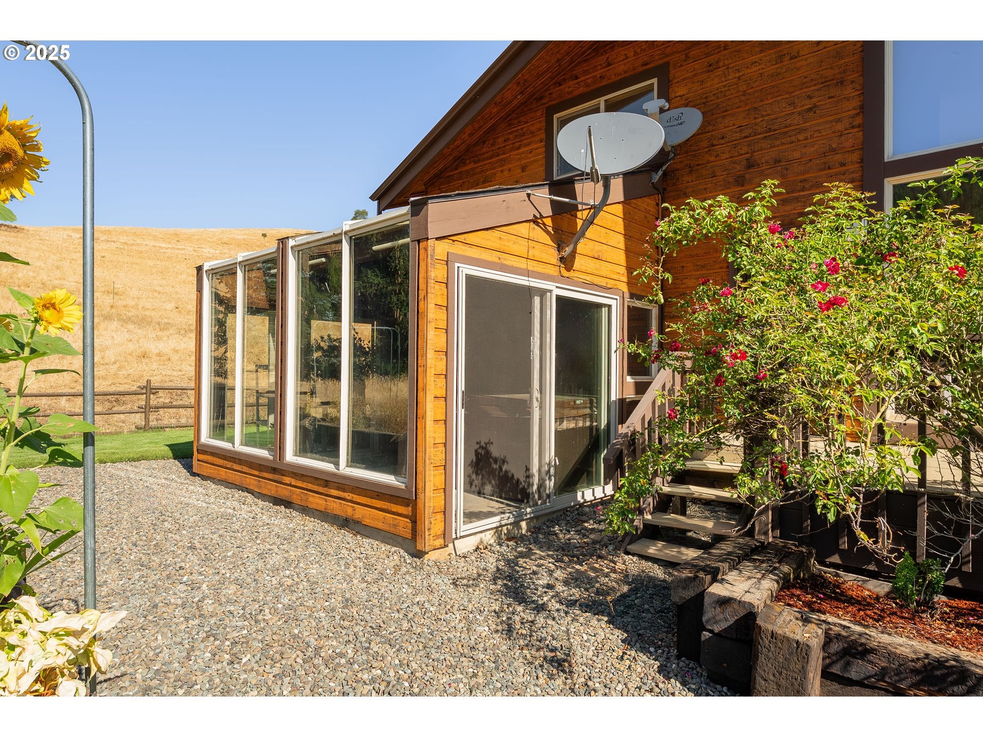 Canyonville, Oregon, 97417, United States, 3 Bedrooms Bedrooms, ,2 BathroomsBathrooms,Residential,Active,1909832