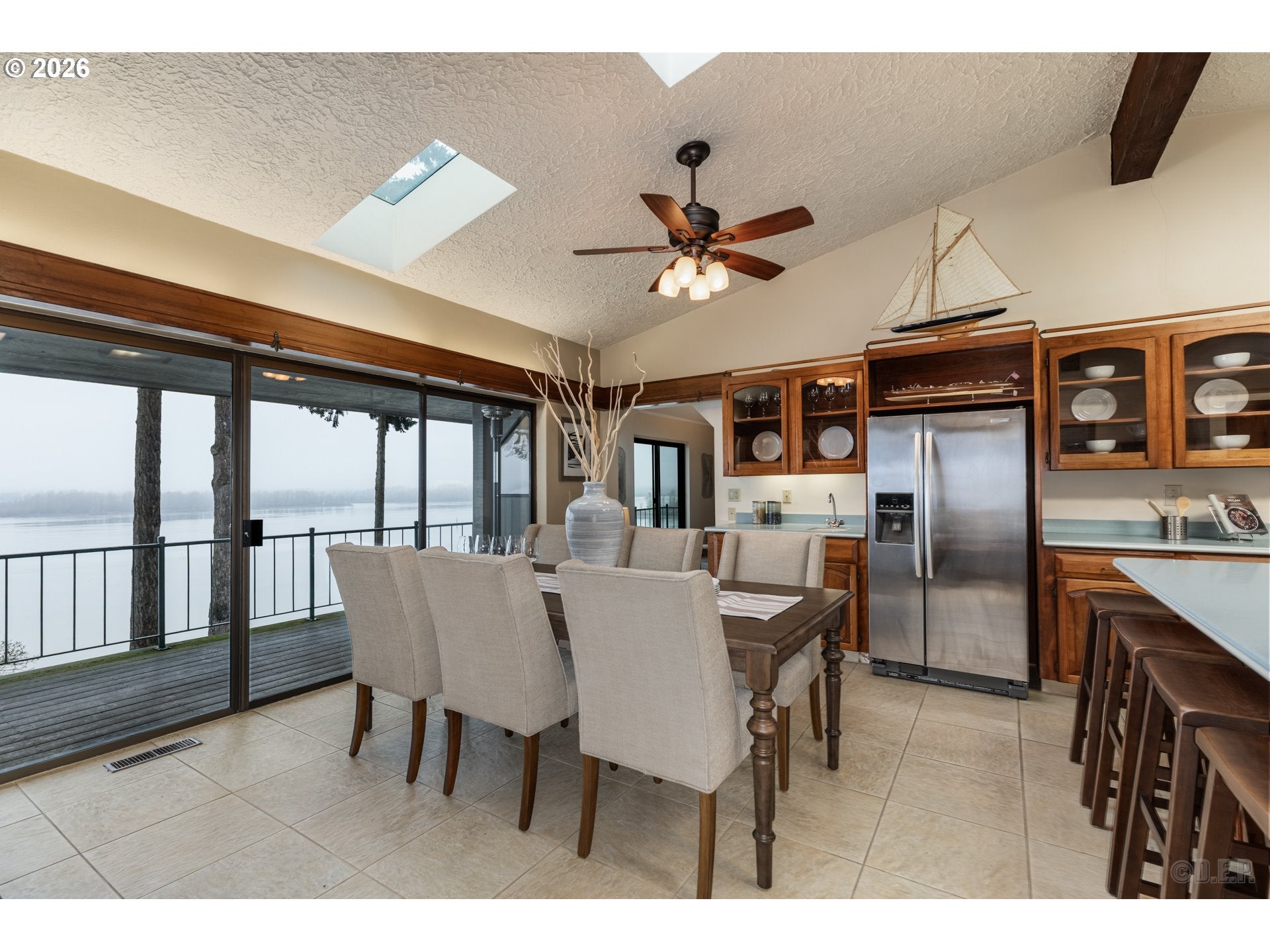 St. Helens, Oregon, 97051, United States, 3 Bedrooms Bedrooms, ,4 BathroomsBathrooms,Residential,Active,2007622