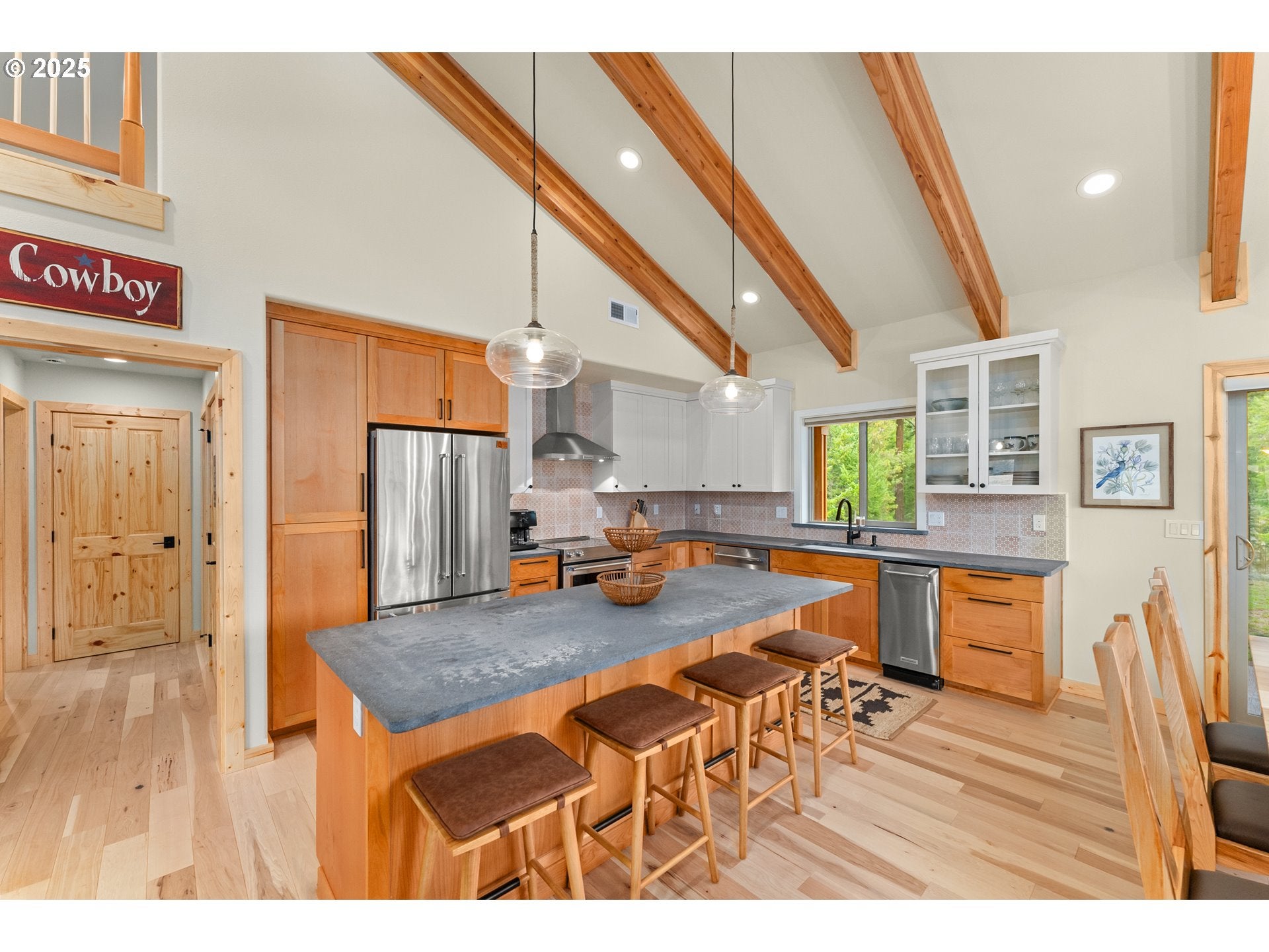 Idleyld Park, Oregon, 97447, United States, ,Residential,Active,1704814