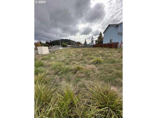 11 S 10TH ST, CRESWELL, OR 97426 - Image 1