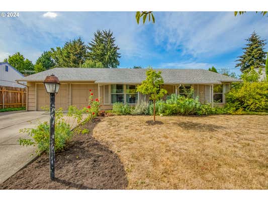 9215 N FORTUNE AVE, PORTLAND, OR 97203 - Image 1