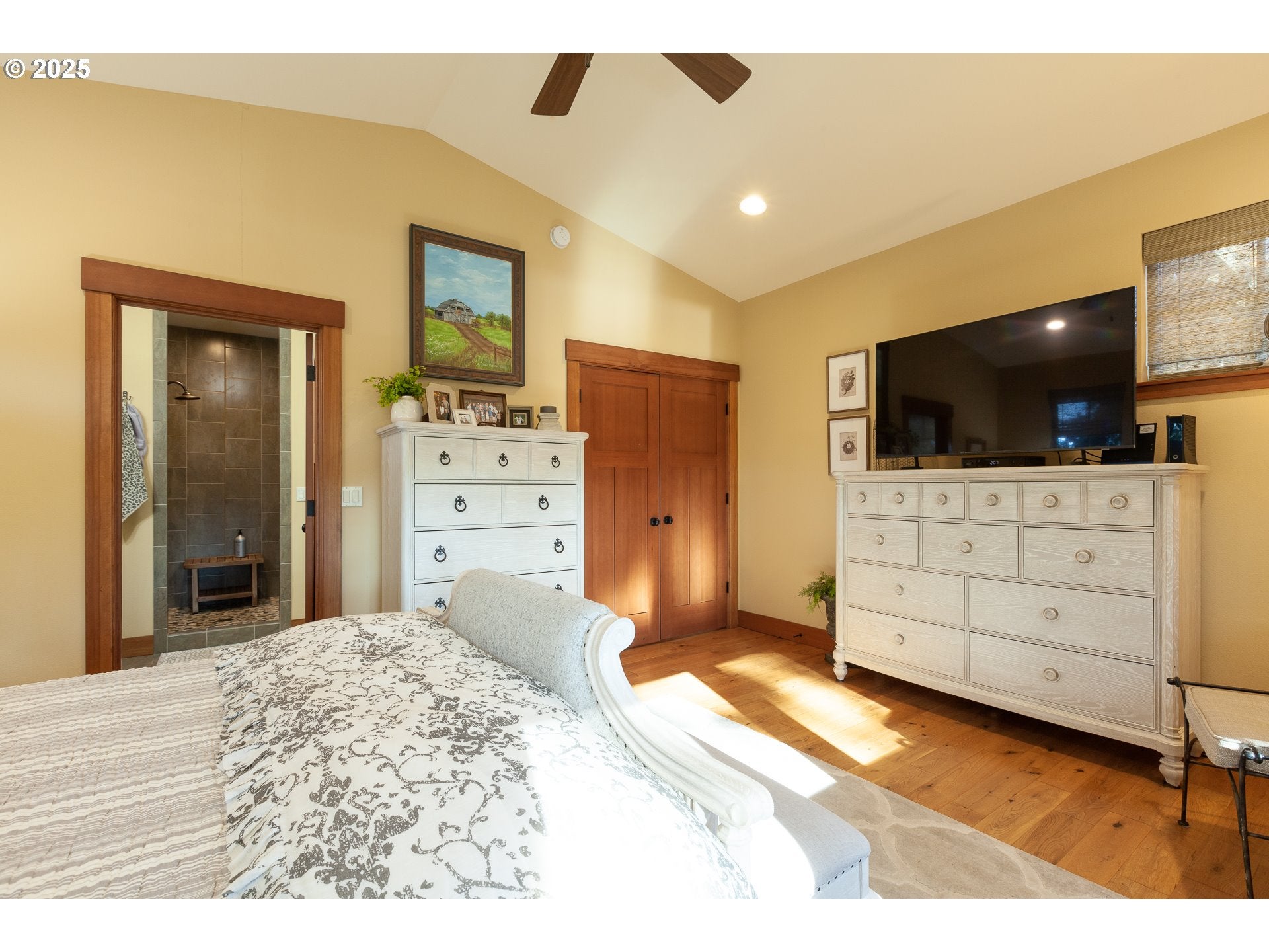 White Salmon, Washington, 98672, United States, 3 Bedrooms Bedrooms, ,3 BathroomsBathrooms,Residential,Active,2006771