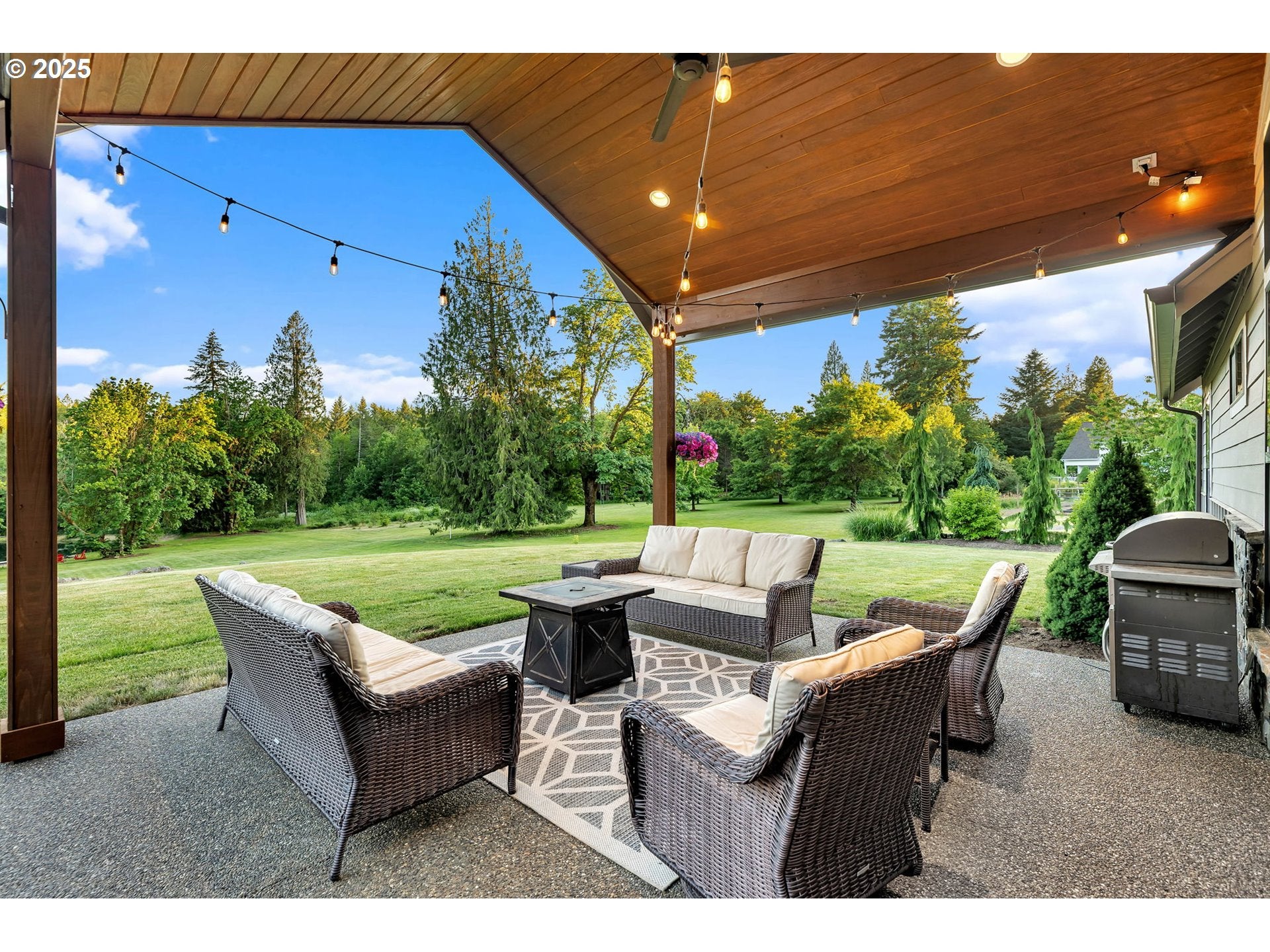 Battle Ground, Washington, 98604, United States, 4 Bedrooms Bedrooms, ,3 BathroomsBathrooms,Residential,Active,1852668