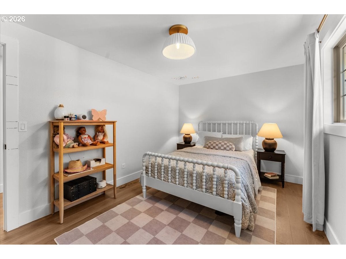 Eagle Creek, Oregon, 97022, United States, 4 Bedrooms Bedrooms, ,5 BathroomsBathrooms,Residential,Active,2007176