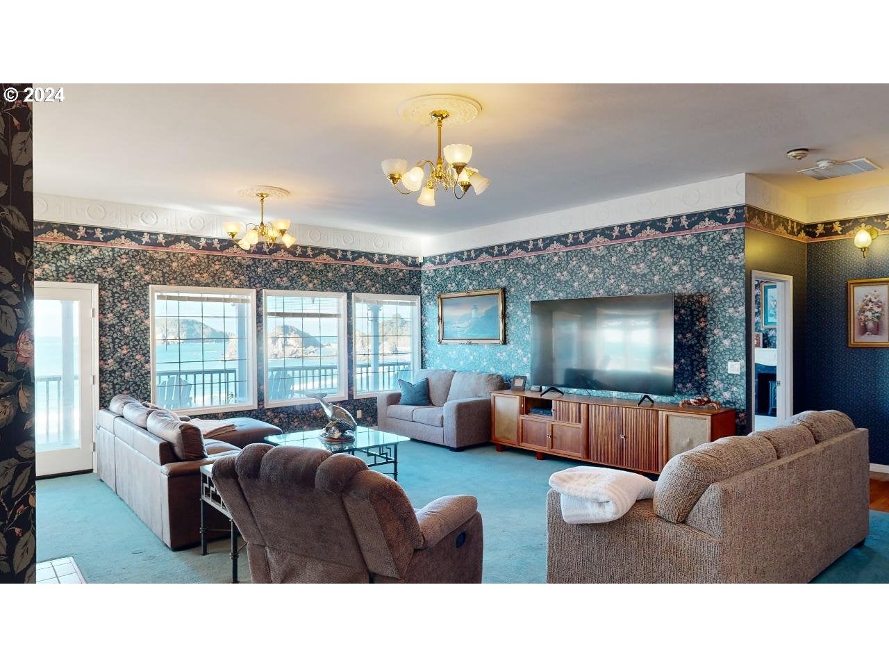 Brookings, Oregon, 97415, United States, ,5 BathroomsBathrooms,Residential,Active,1701896