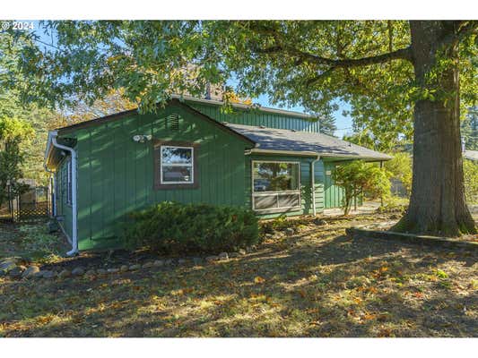 2546 SE 151ST AVE, PORTLAND, OR 97236 - Image 1