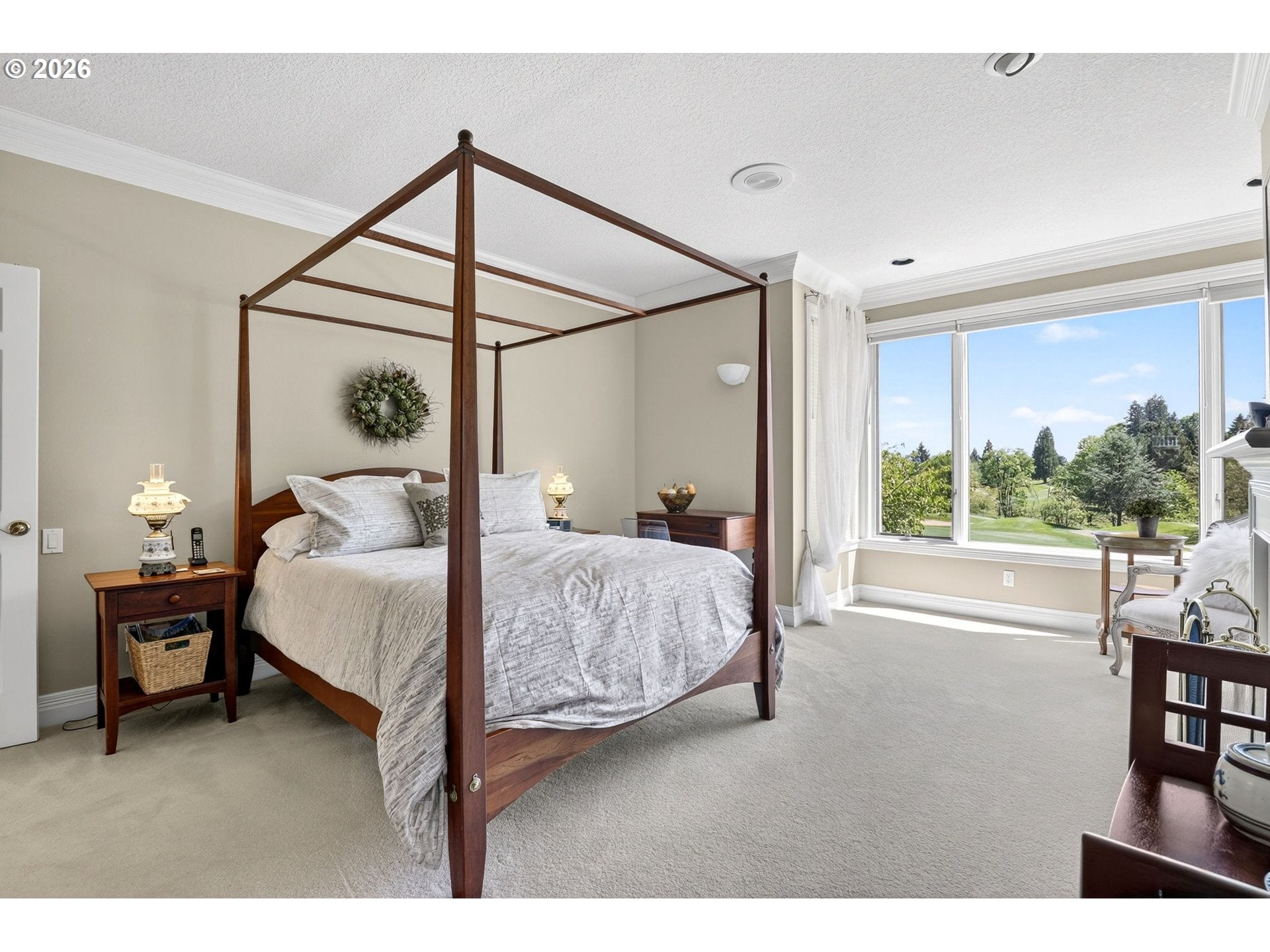 Gresham, Oregon, 97080, United States, 4 Bedrooms Bedrooms, ,6 BathroomsBathrooms,Residential,Active,2043133