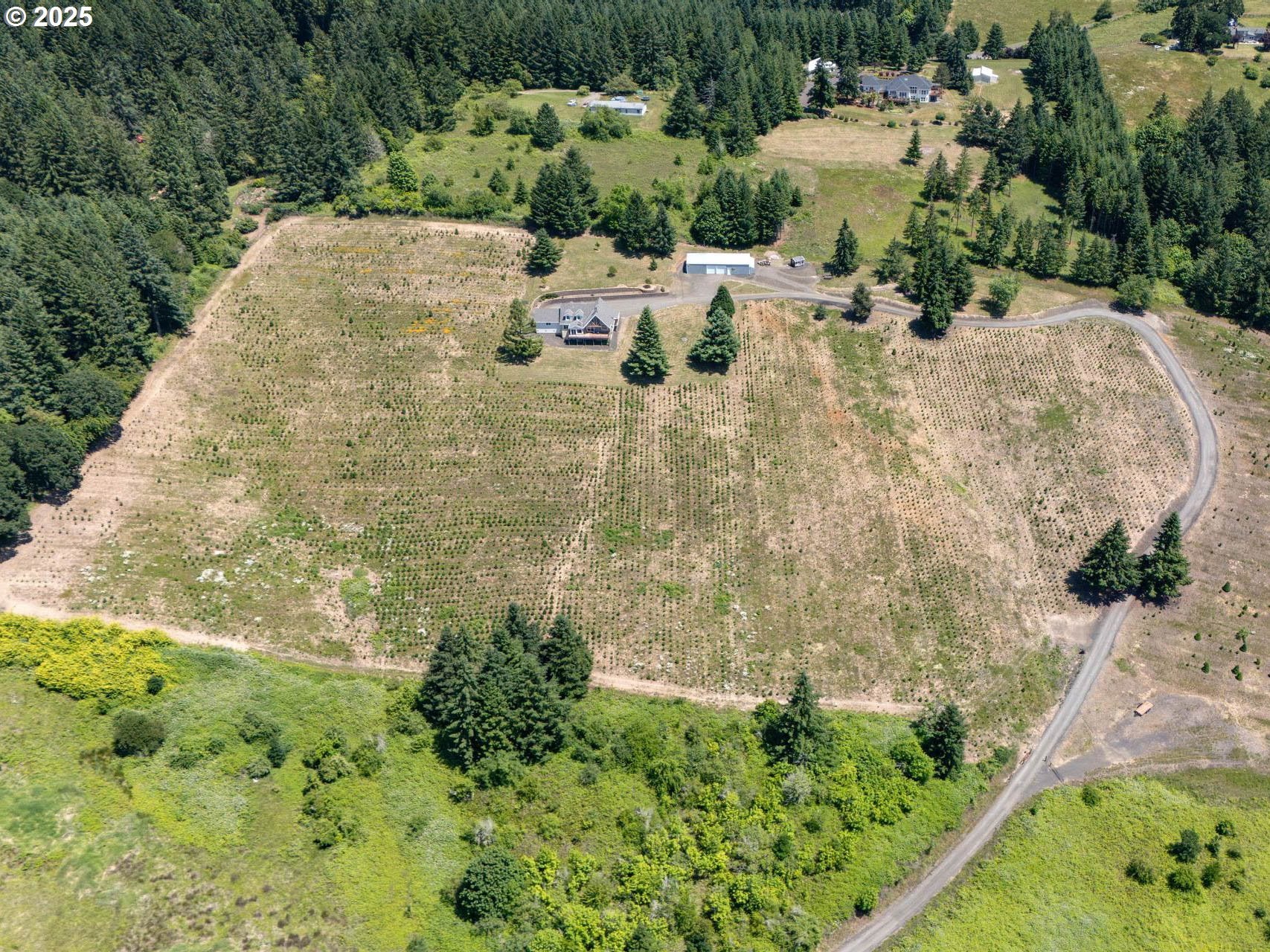 Gaston, Oregon, 97119, United States, 2 Bedrooms Bedrooms, ,3 BathroomsBathrooms,Residential,Active,1860287