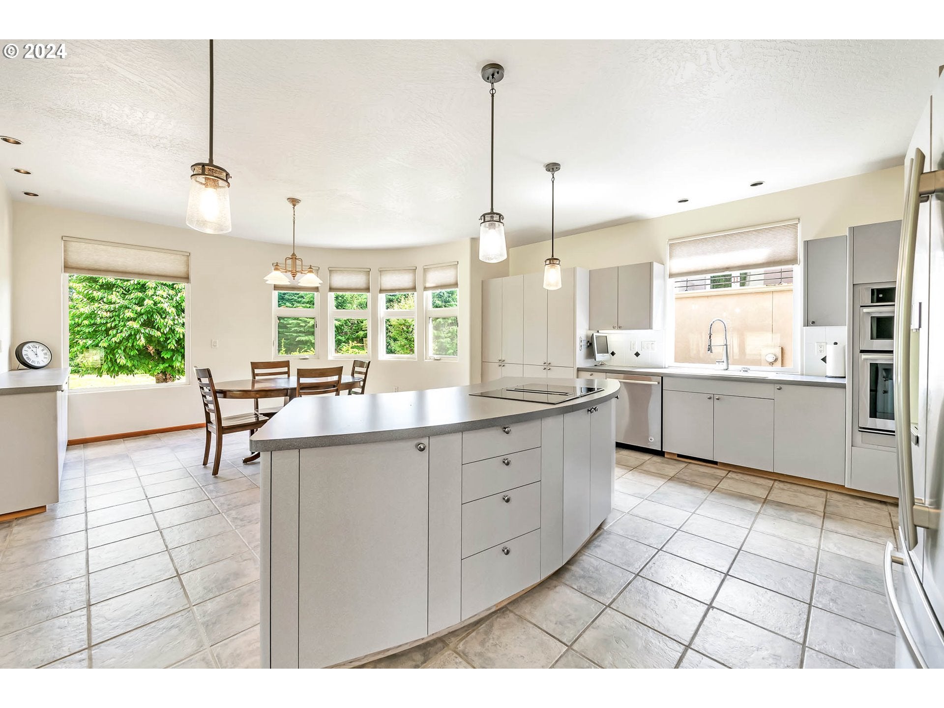 Pleasant Hill, Oregon, 97455, United States, ,3 BathroomsBathrooms,Residential,Active,1704809