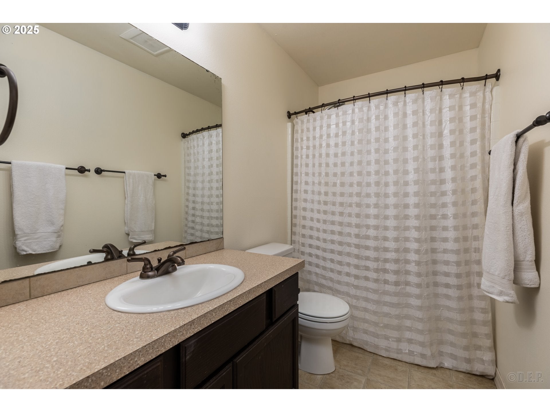 St. Helens, Oregon, 97051, United States, ,4 BathroomsBathrooms,Residential,Active,1888504