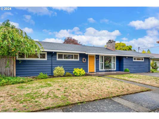 221 NE 111TH AVE, PORTLAND, OR 97220 - Image 1